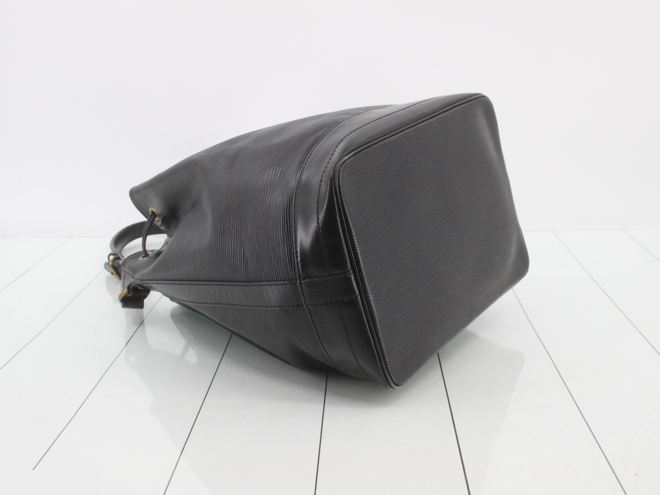 Noe Noir Epi Shoulder Bag — view 5
