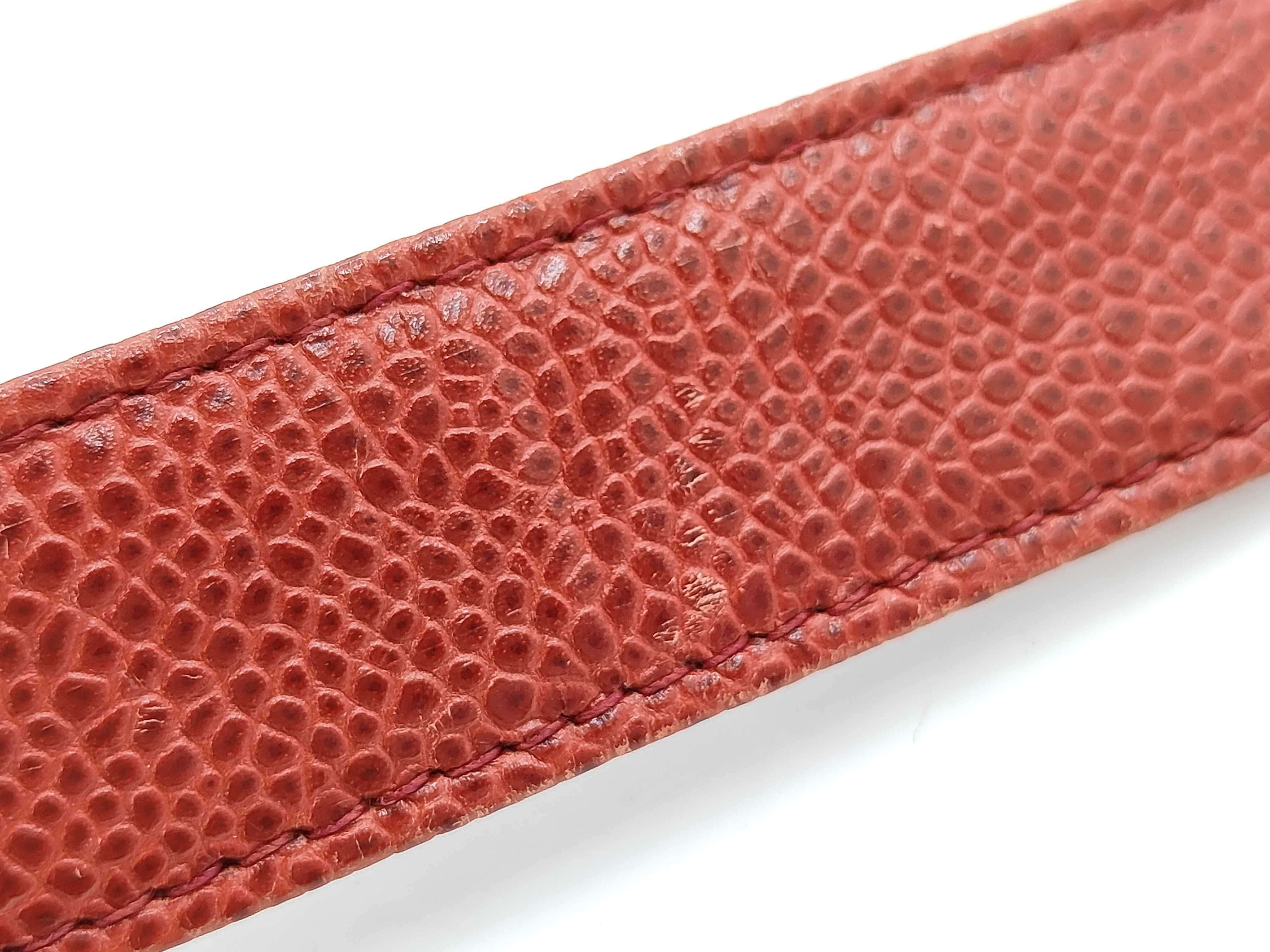 Coco Mark Caviar Skin Chain Tote Bag — view 5