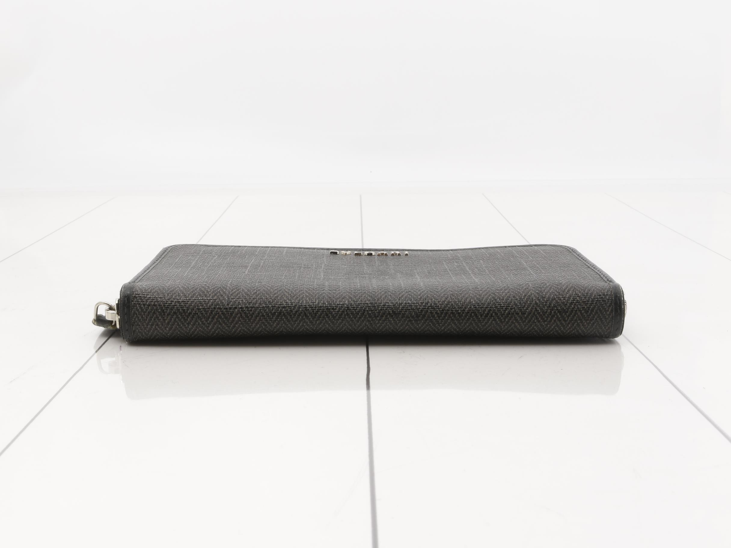 wallet — view 3