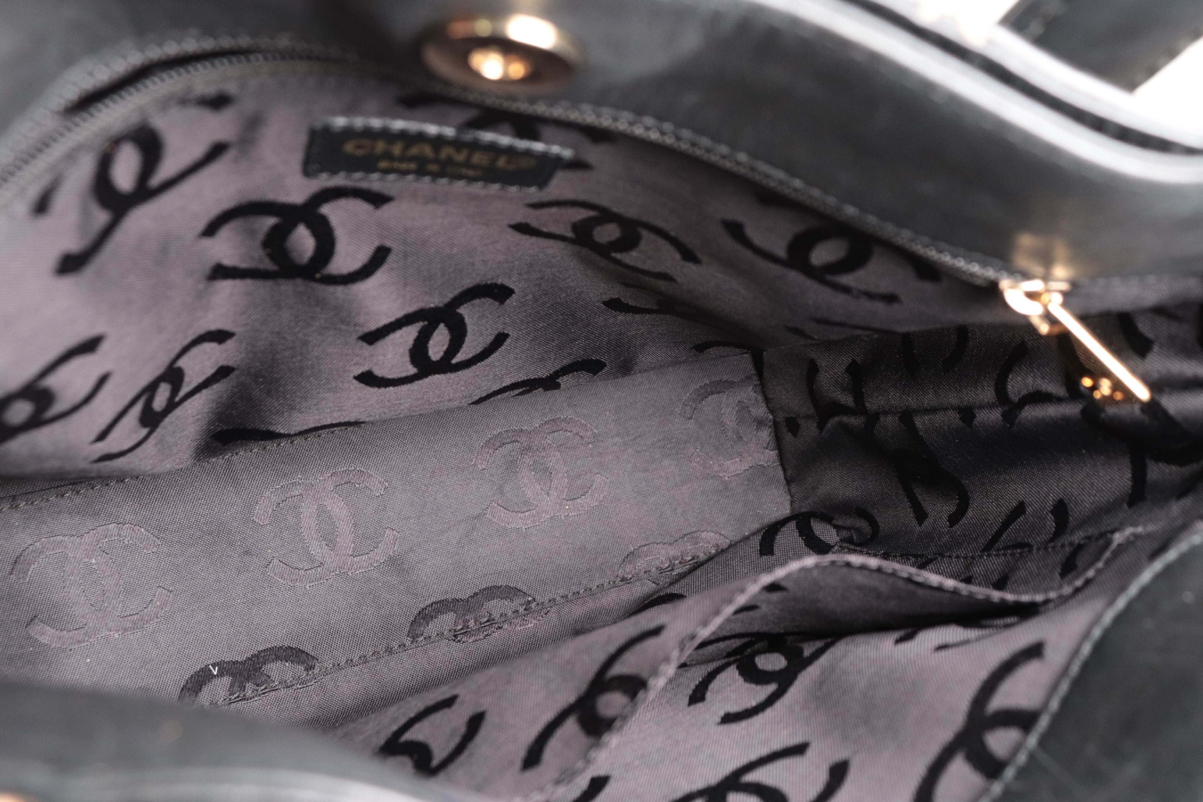 Wild Stitch Calfskin Tote Bag (Serial Number 7) — view 10