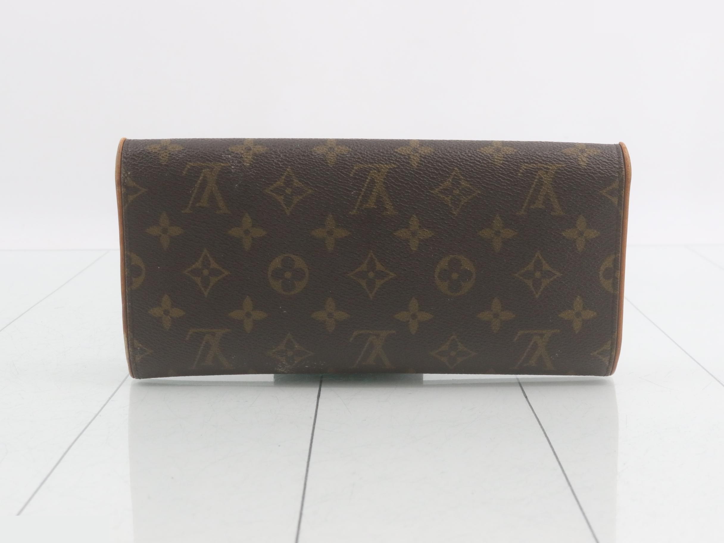 Pochette Twin GM with shoulder strap — view 2