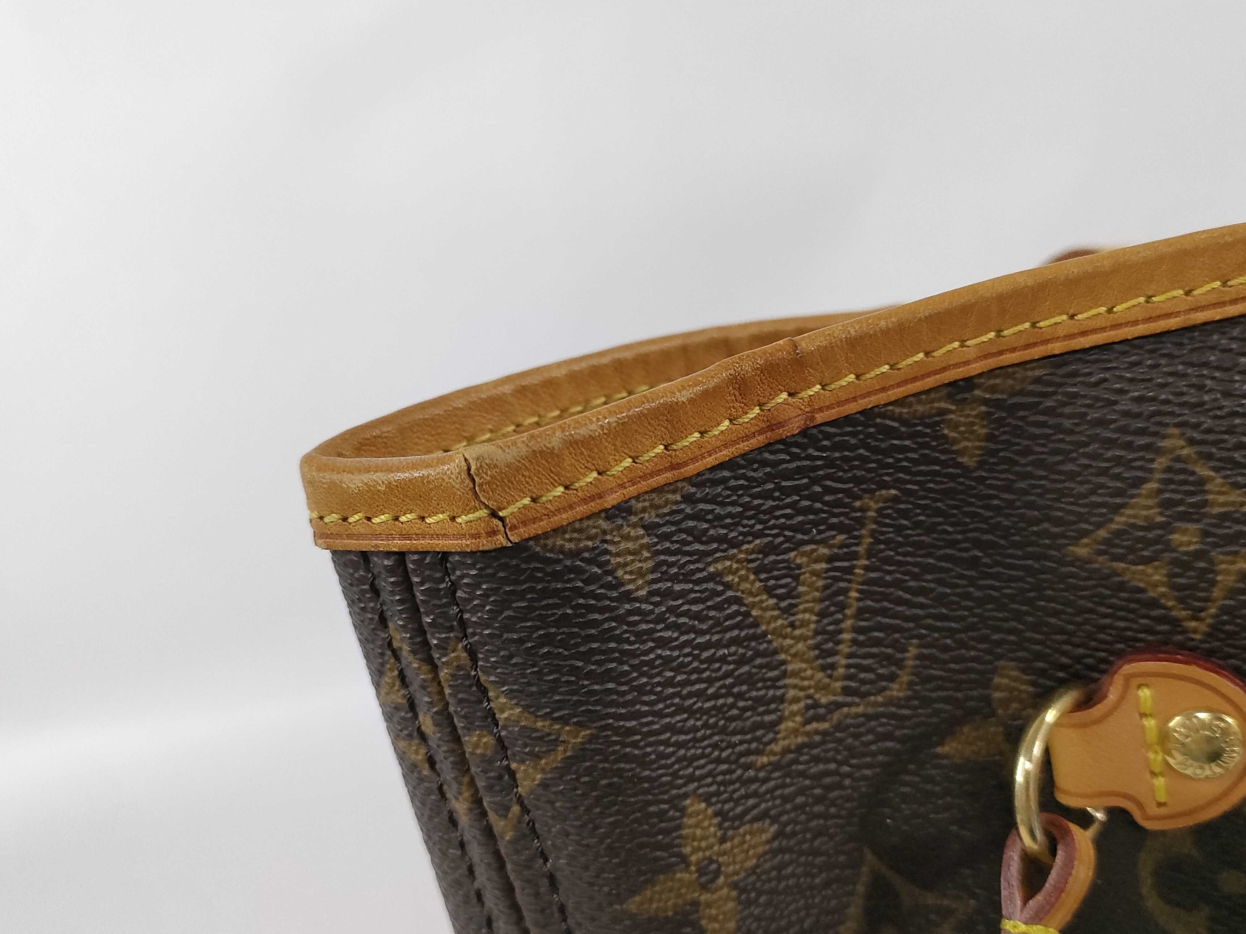 Monogram Louis Vuitton Neverfull MM Tote Bag — view 14