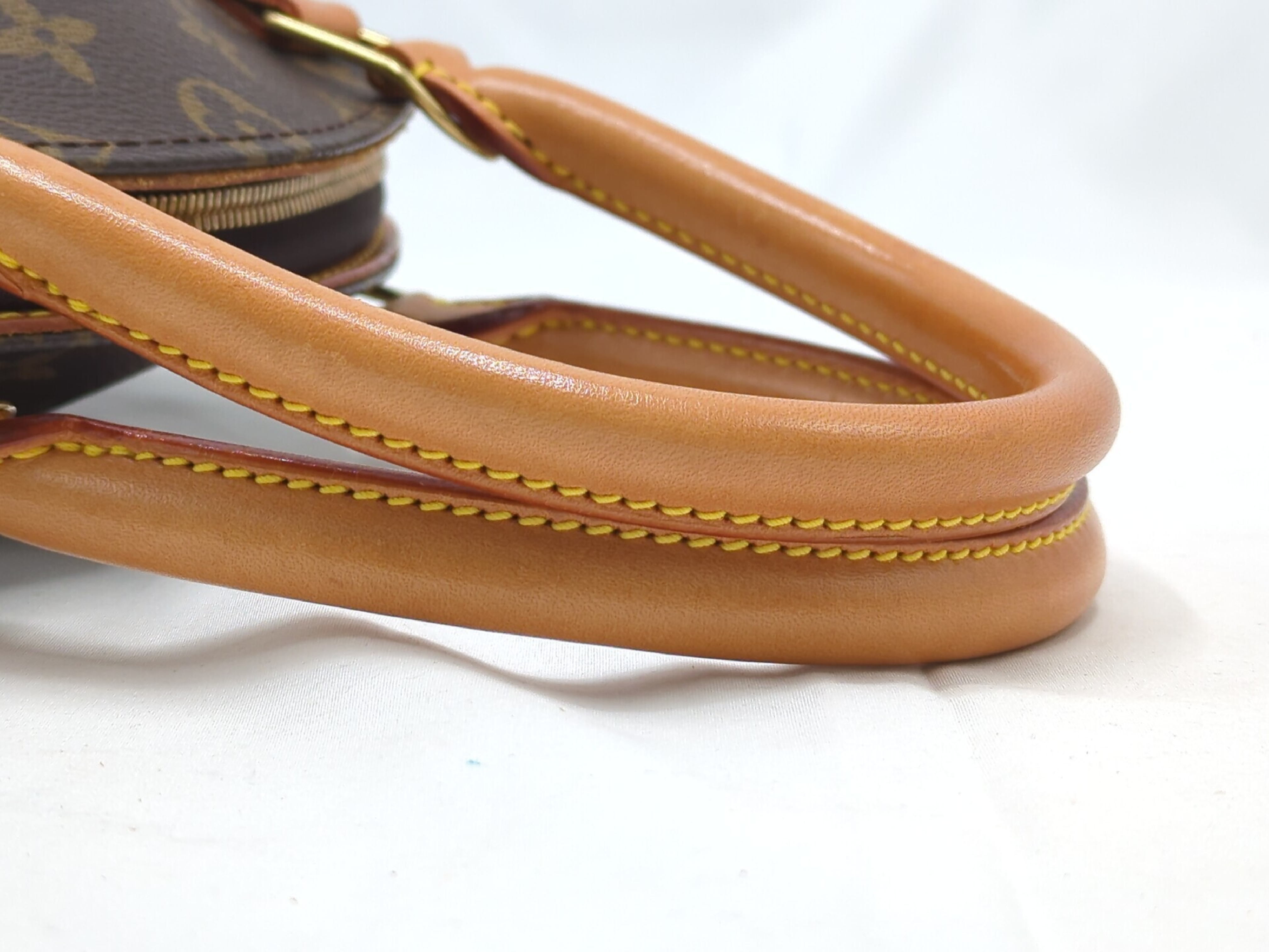 M51127 Monogram Ellipse PM Handbag — view 7
