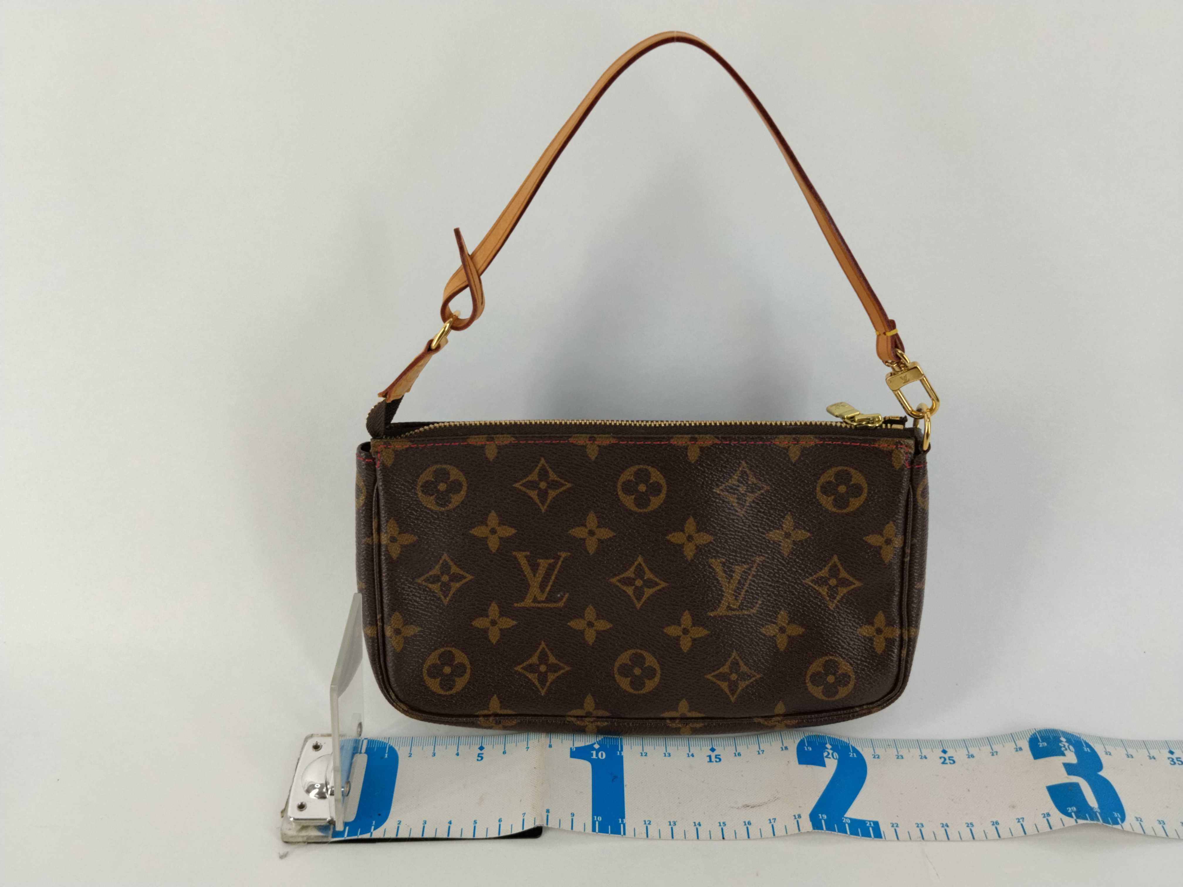 Monogram Vuitton Monogram Cherry Pochette Accessoires M95008 Pouch — view 2