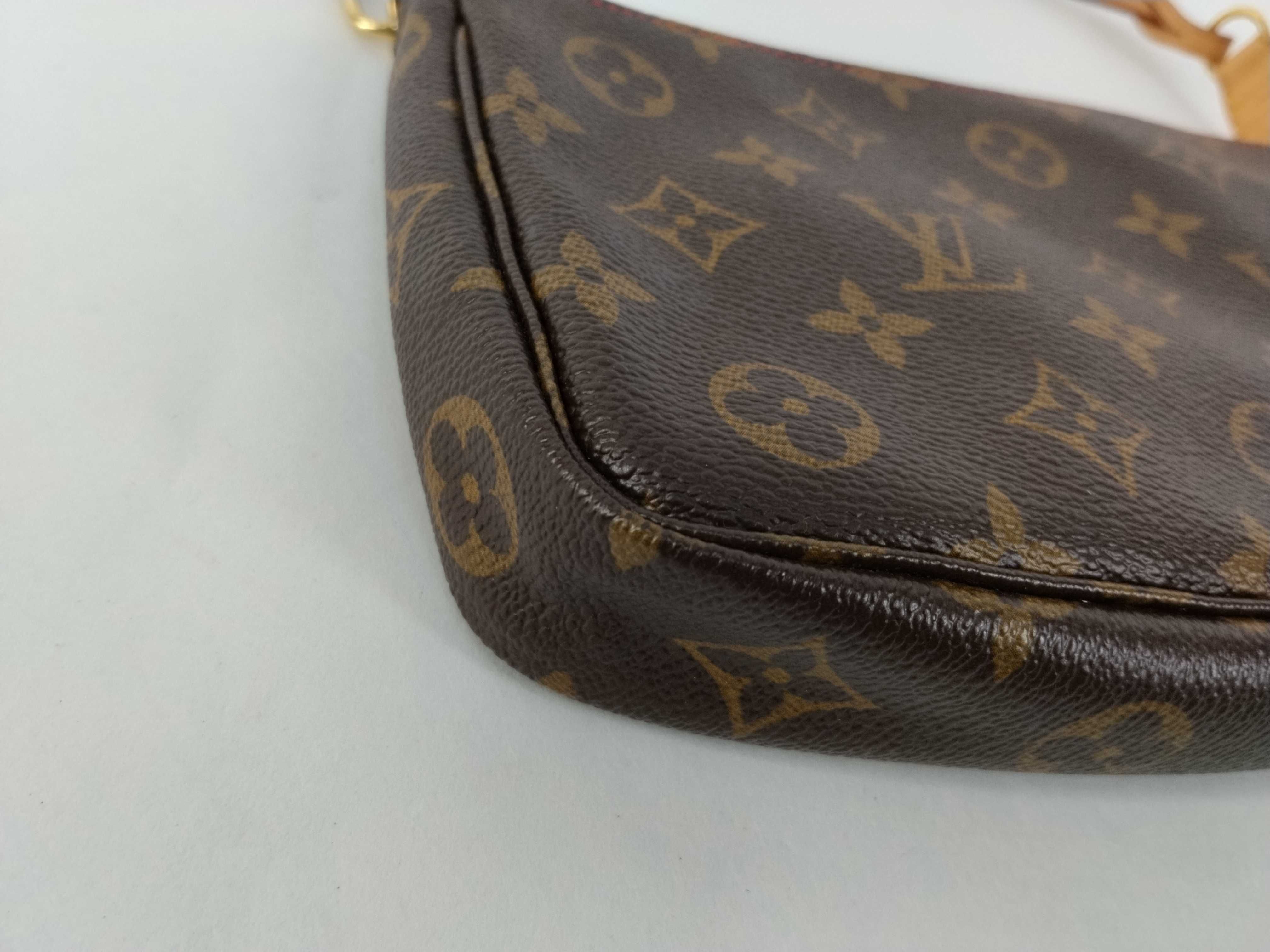 Monogram Vuitton Monogram Cherry Pochette Accessoires M95008 Pouch — view 8
