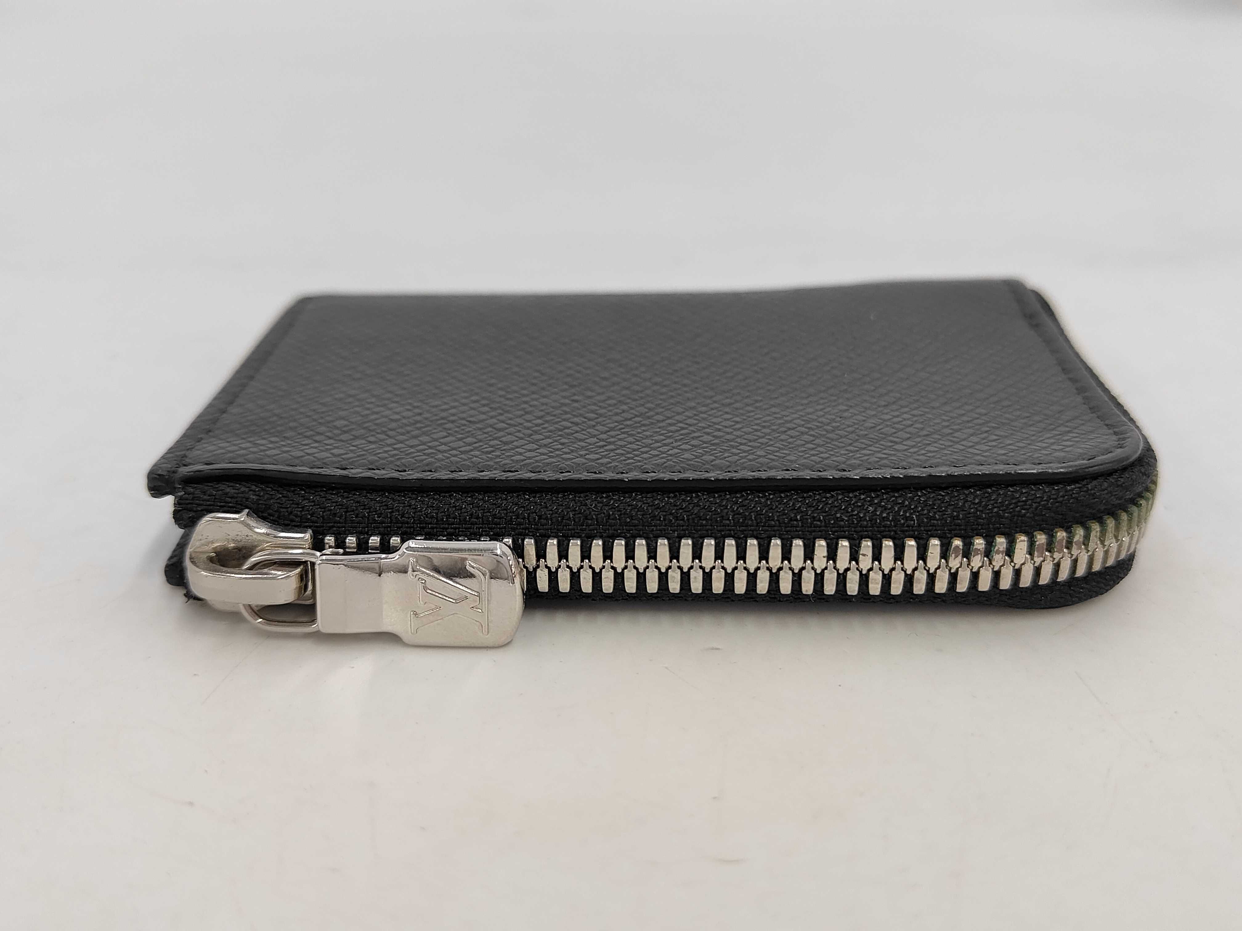 Taiga Portemonnaie Jour M63375 Noir Coin Purse Coin Case — view 5