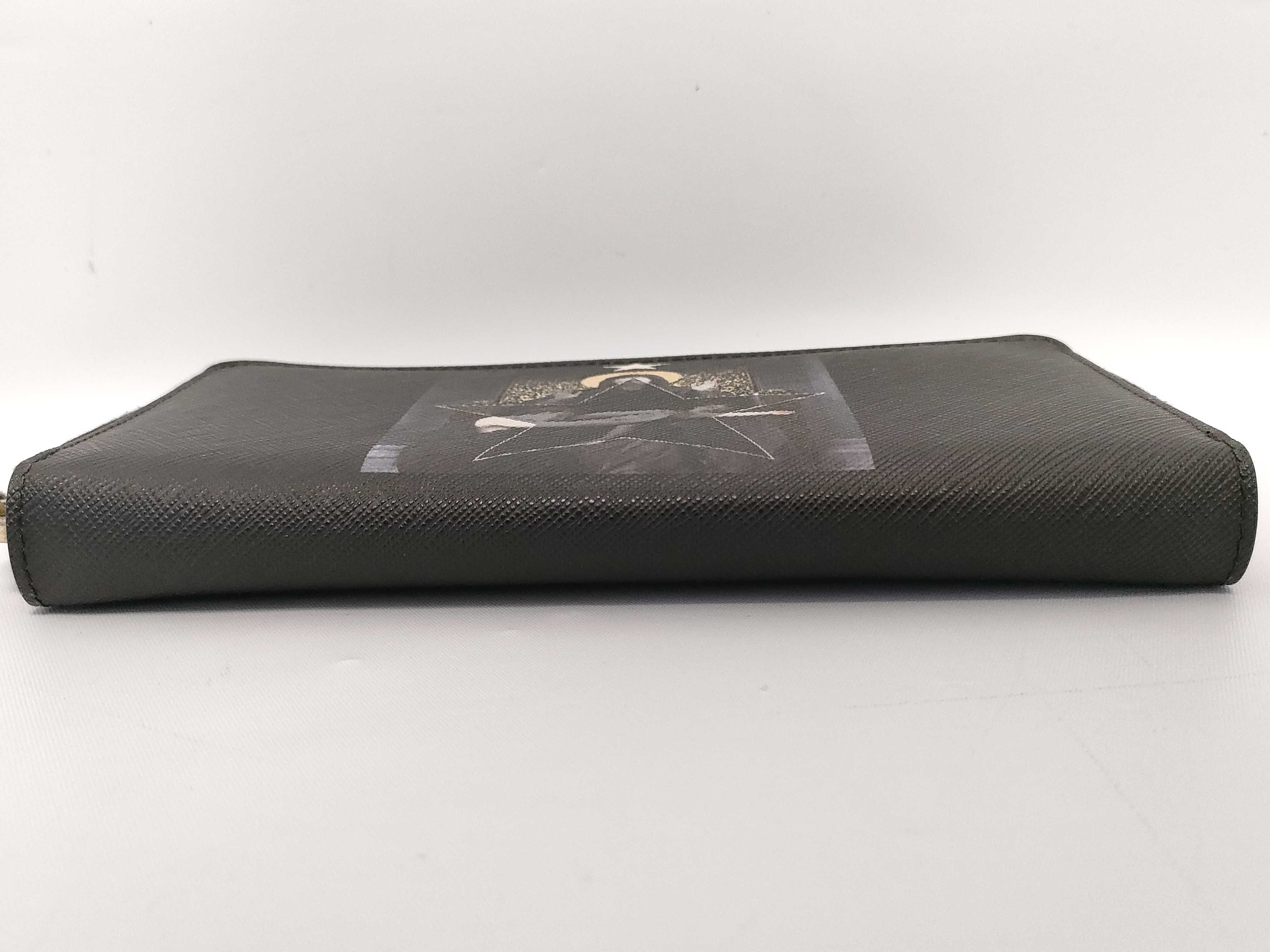 wallet — view 2