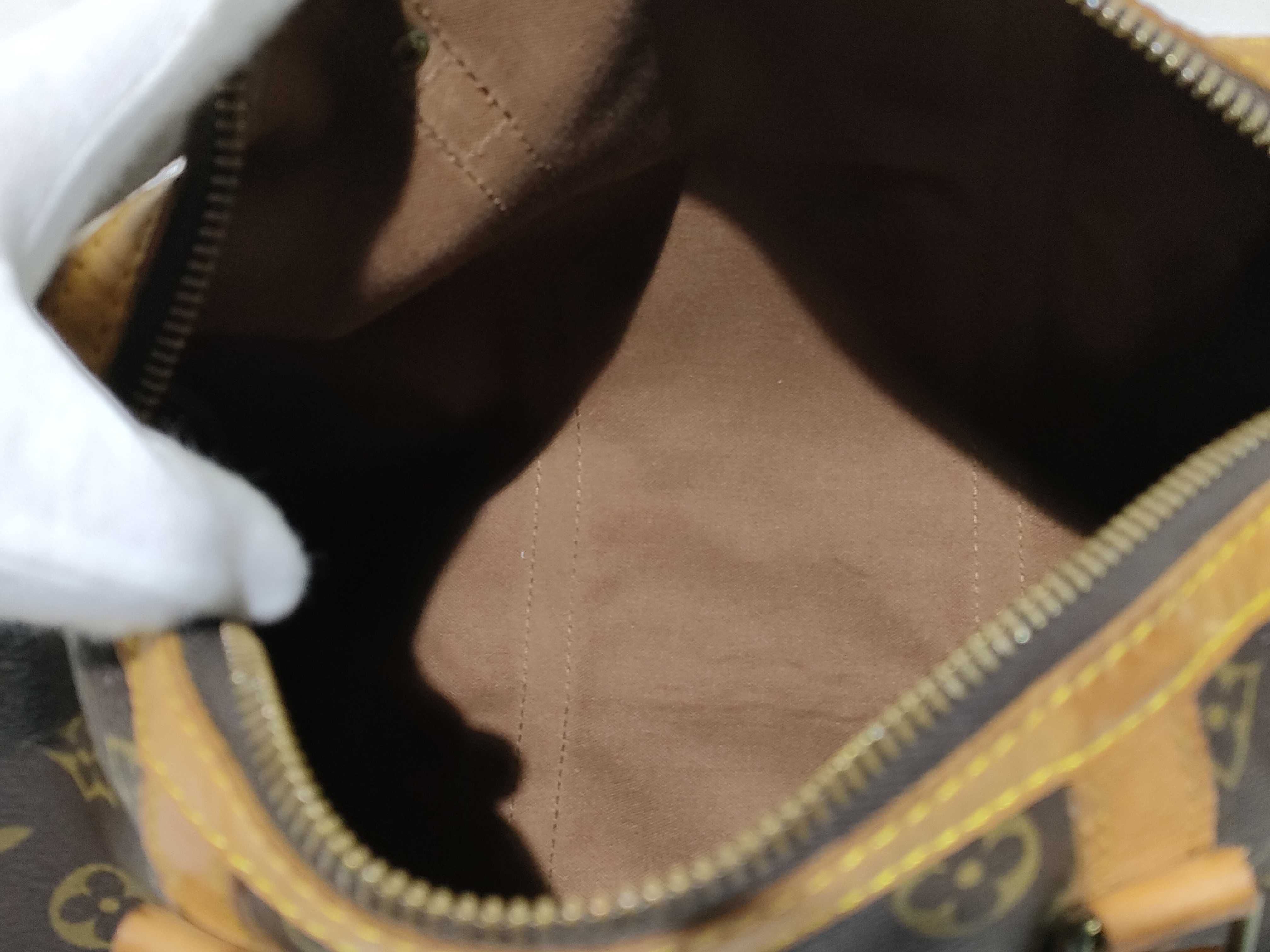 Monogram Louis Vuitton Monogram Saxophone Souple 35 M41626 Handbag — view 9