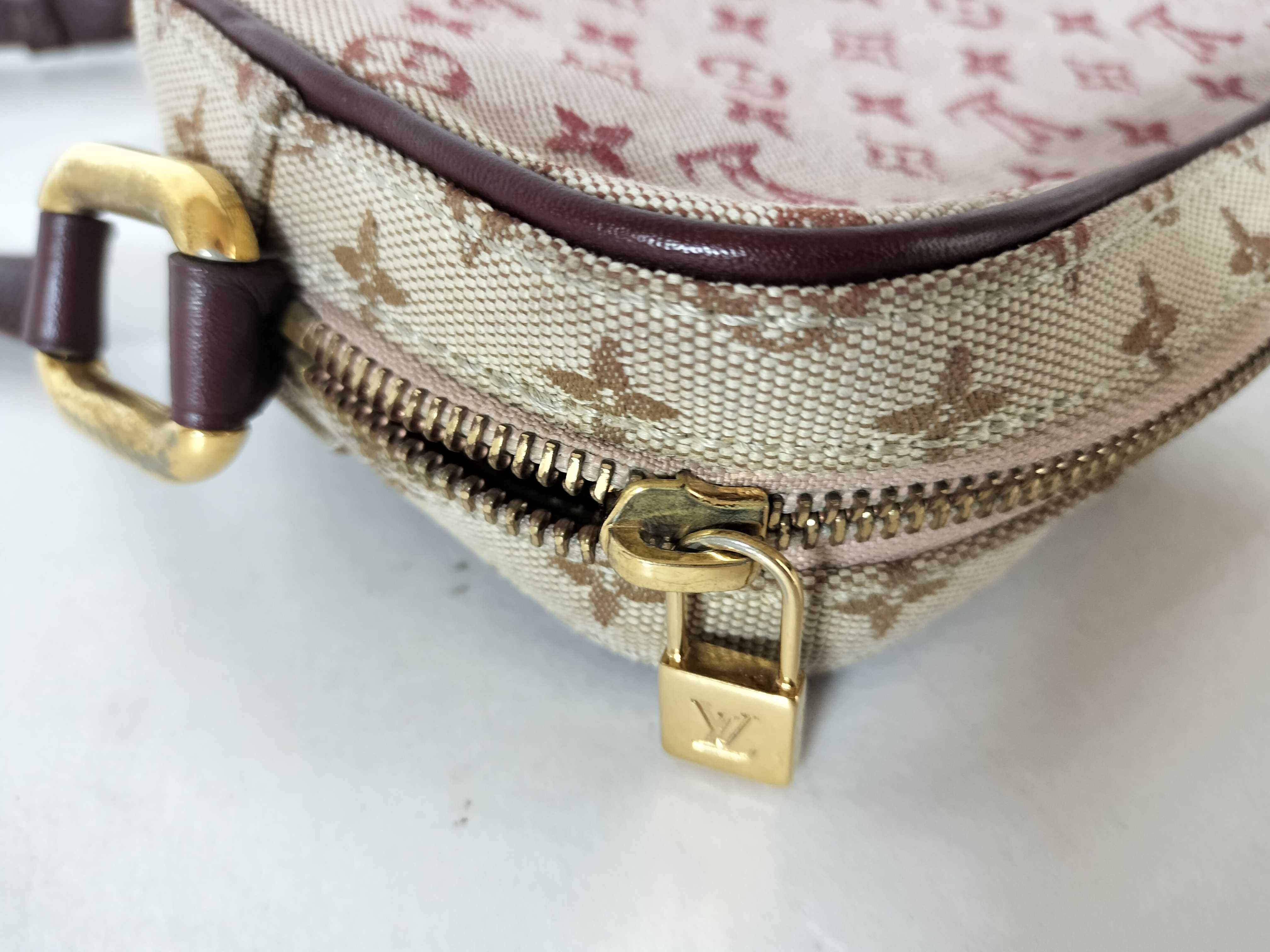 Monogram Mini Juliette MM Pochette Shoulder Bag M92219 Shoulder Bag — view 9