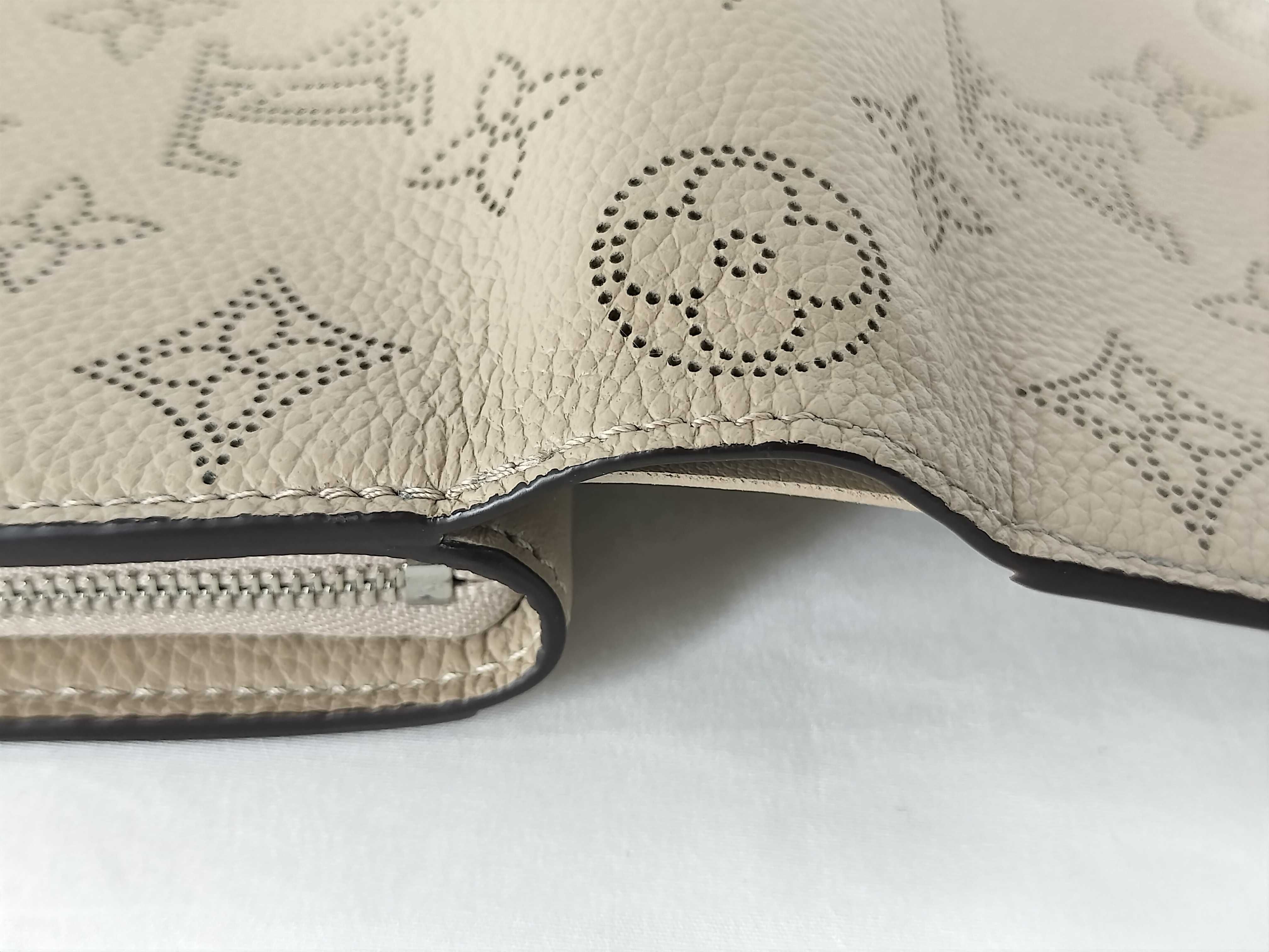 Mahina Monogram Mahina Galet Portefeuille Claire M80817 Wallet — view 15