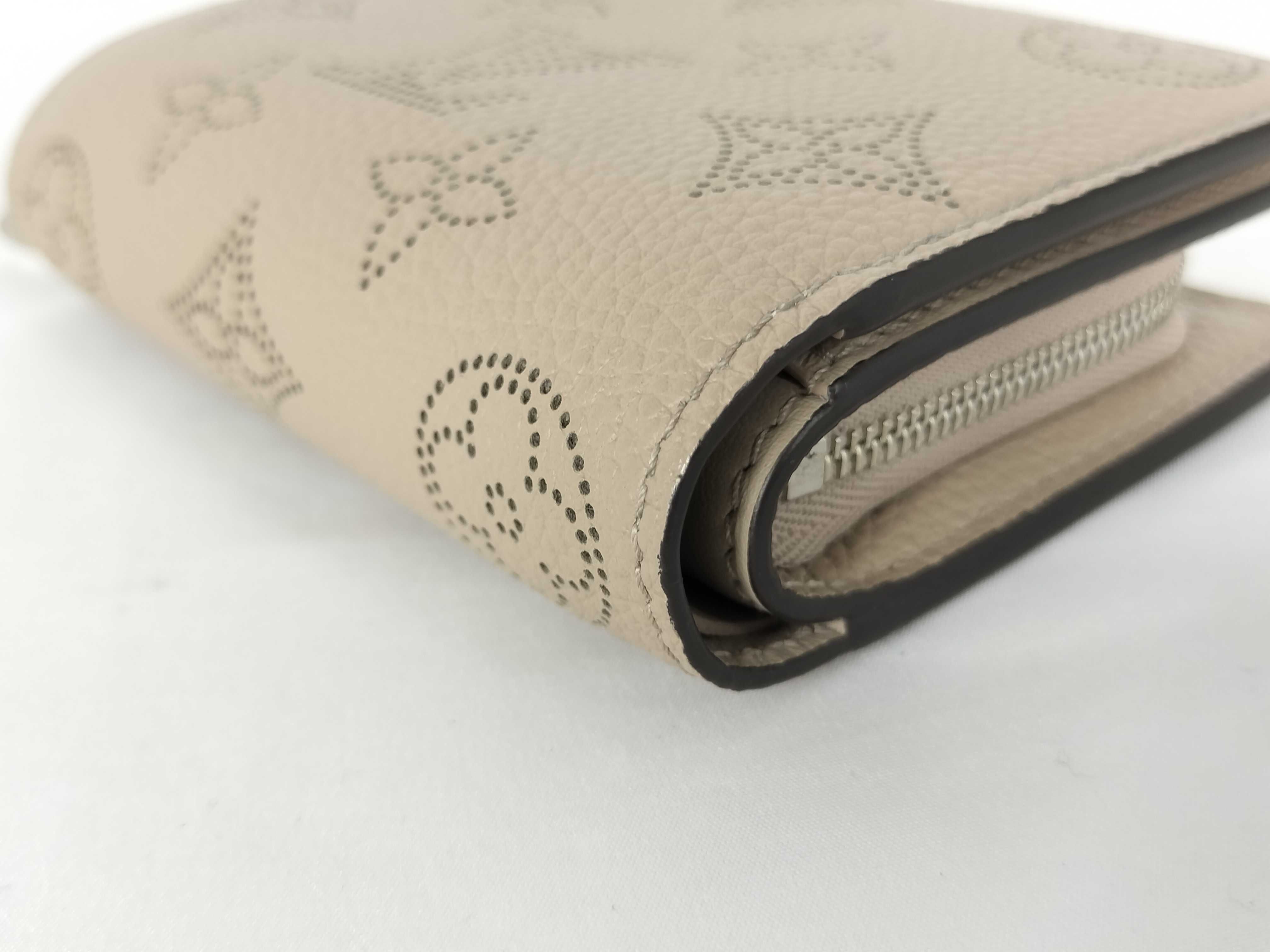 Mahina Monogram Mahina Galet Portefeuille Claire M80817 Wallet — view 3
