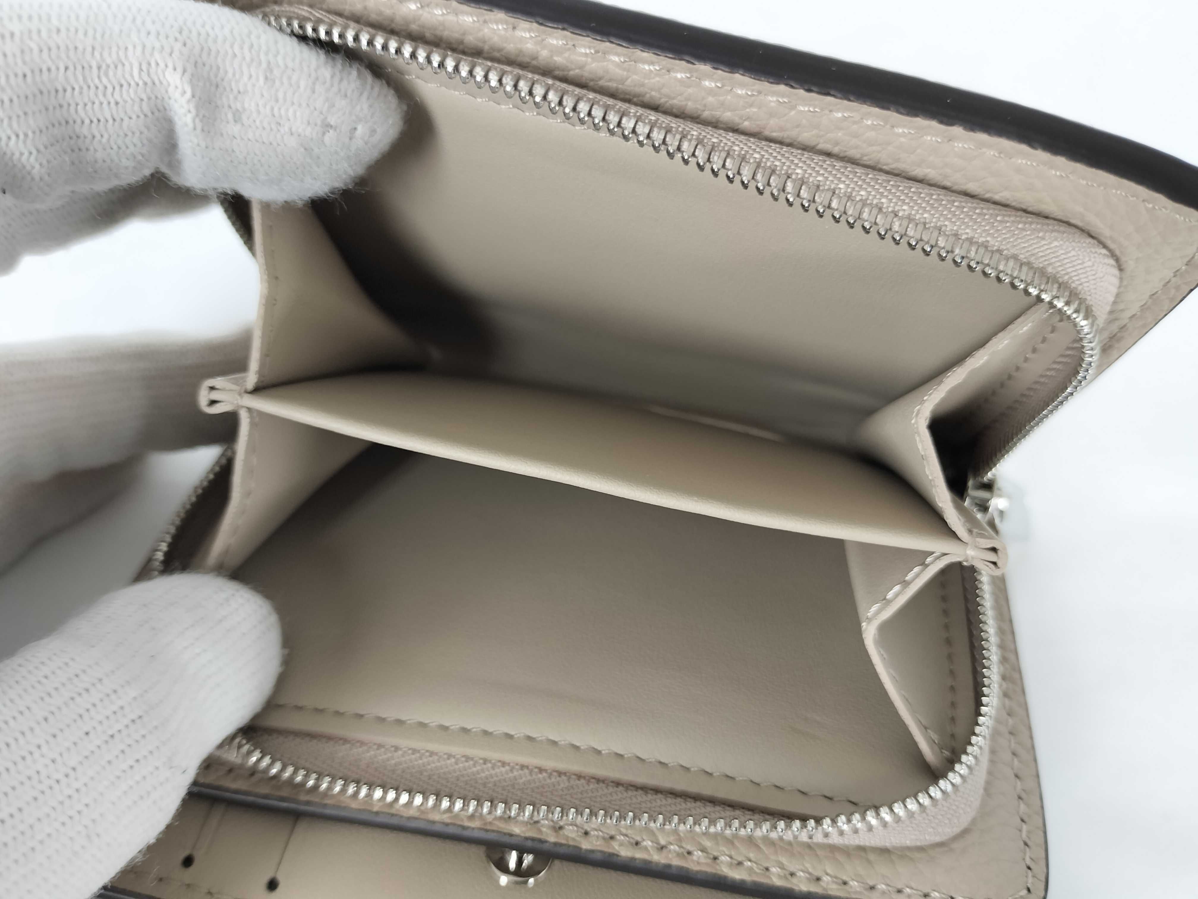 Mahina Monogram Mahina Galet Portefeuille Claire M80817 Wallet — view 6