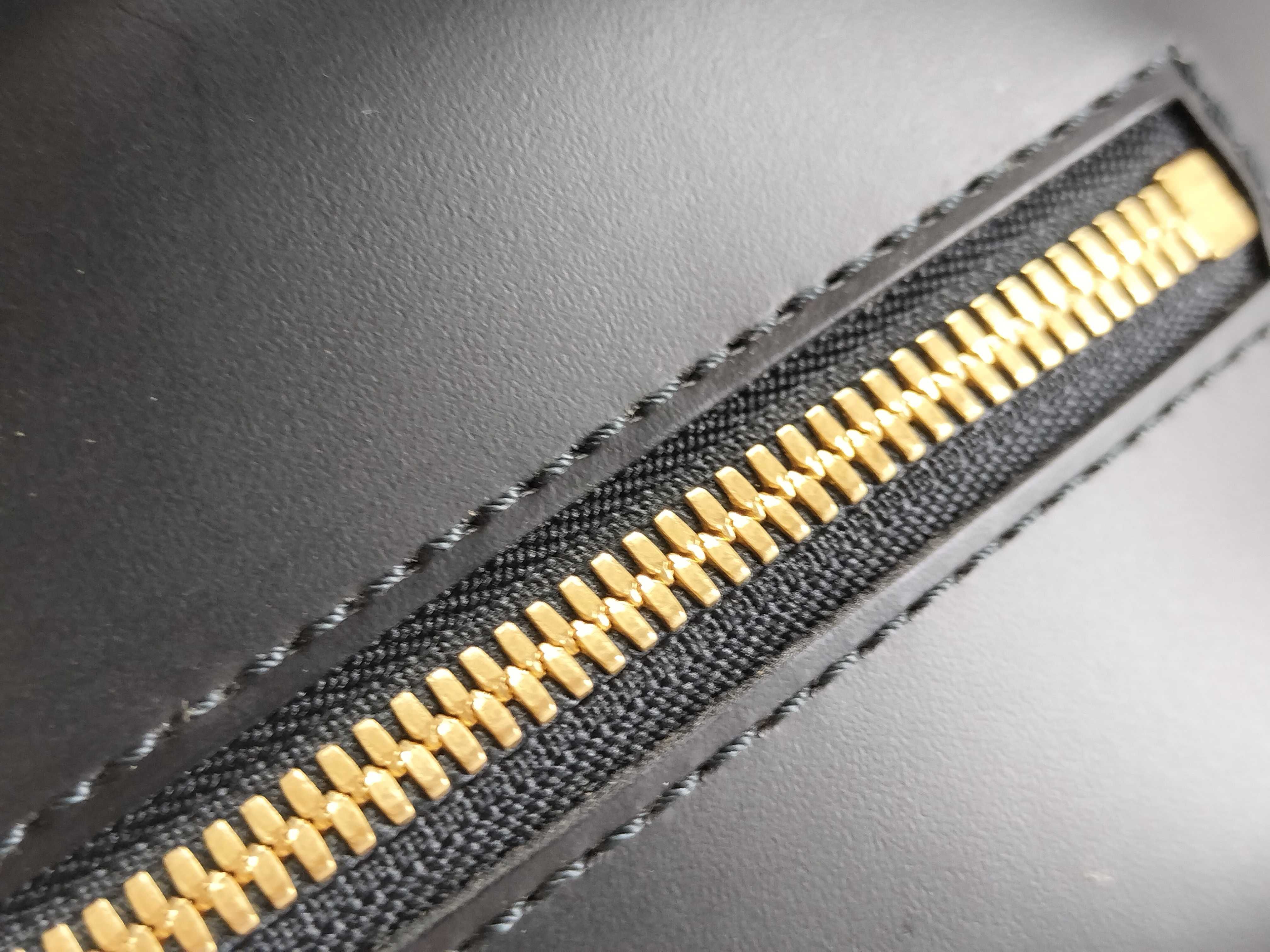 Epi Leather Handbag (MI0035) — view 8