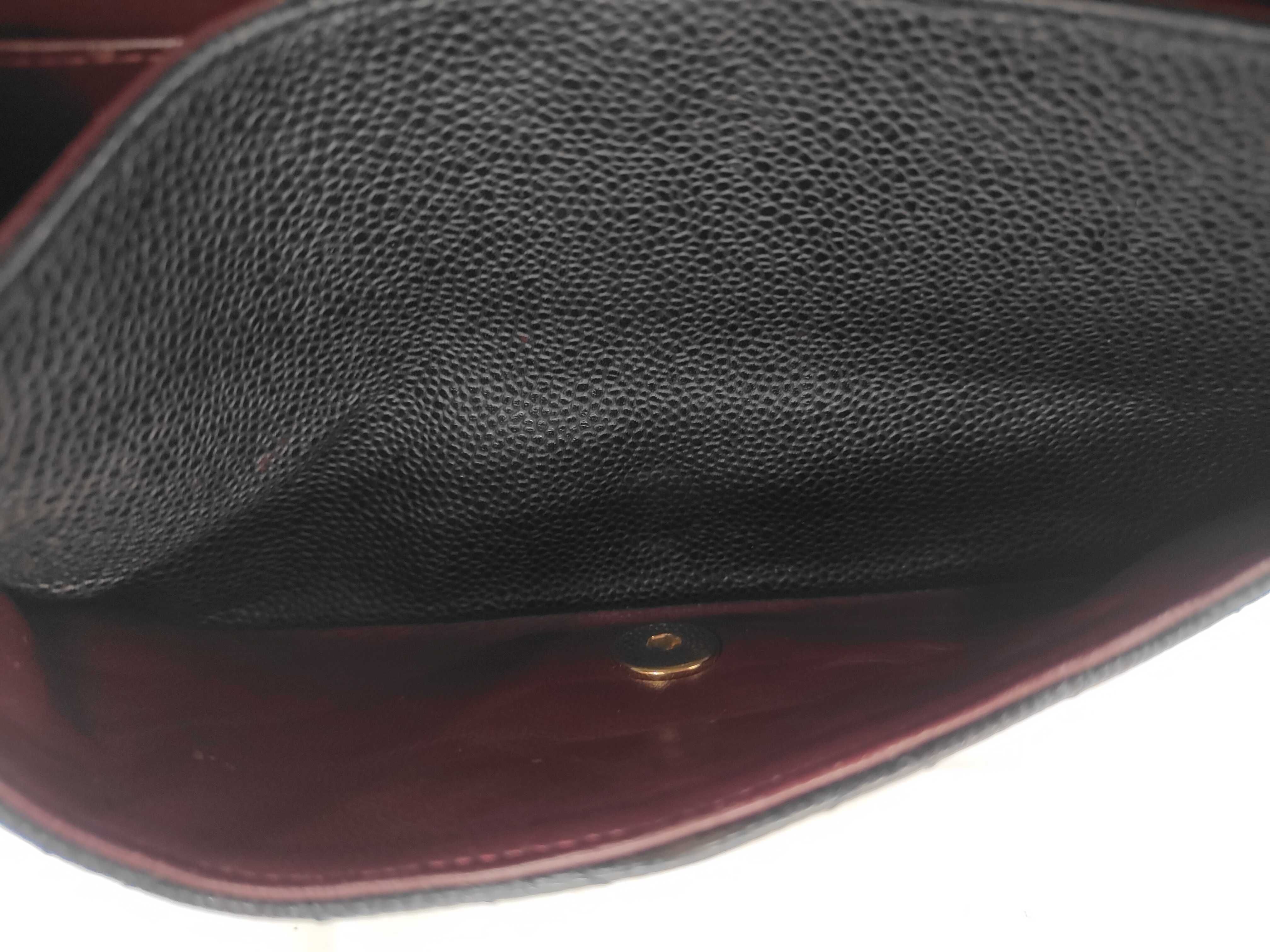 Matelassé 25 Double Flap Caviar Black Chain Shoulder Bag — view 9
