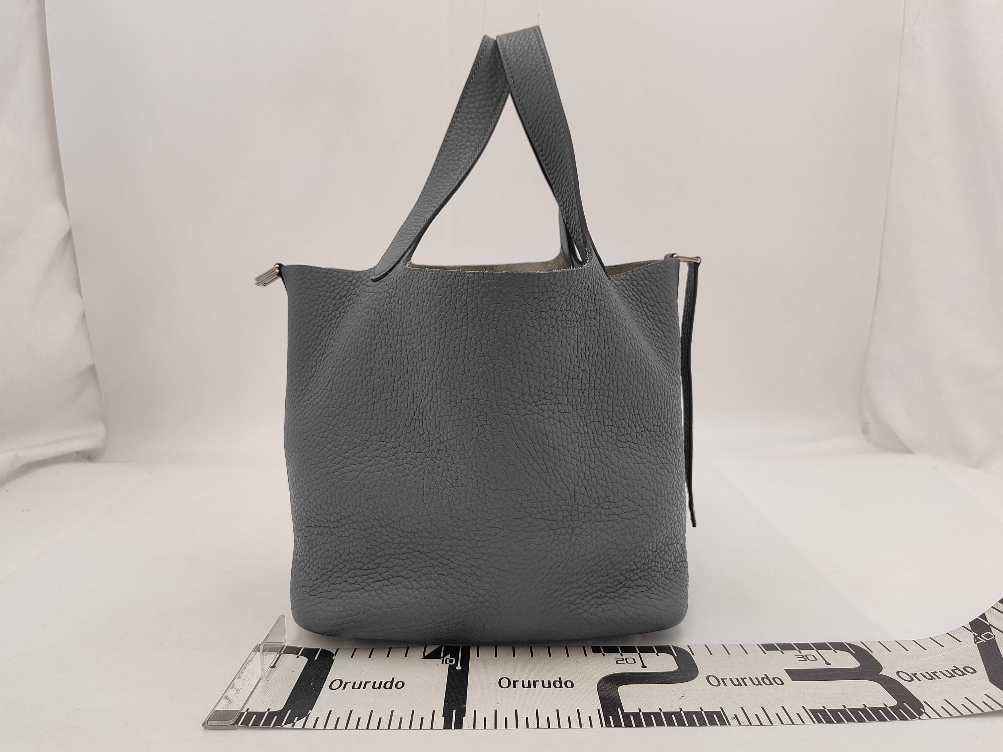 Picotin Lock 22 Handbag — view 2