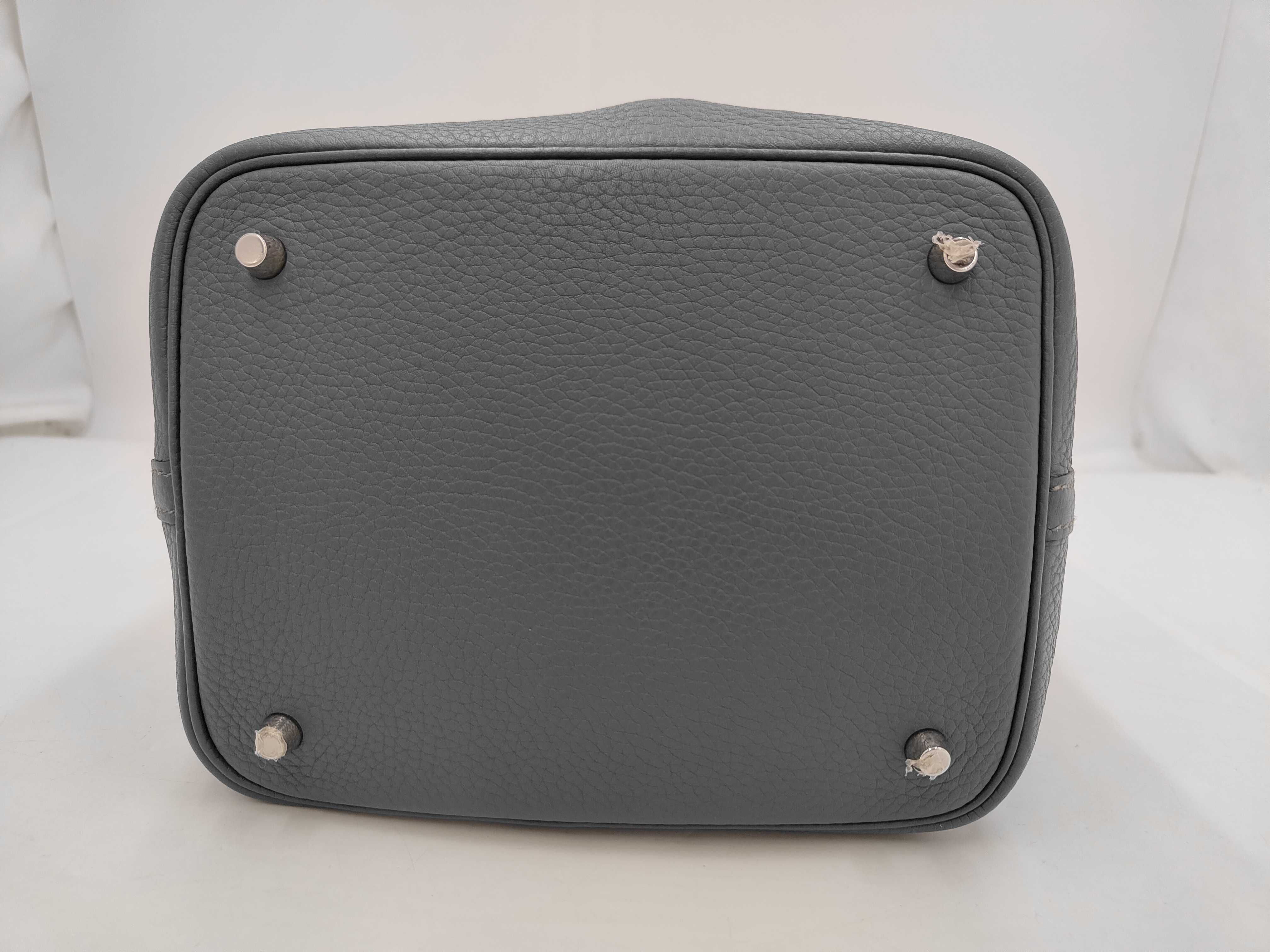 Picotin Lock 22 Handbag — view 3