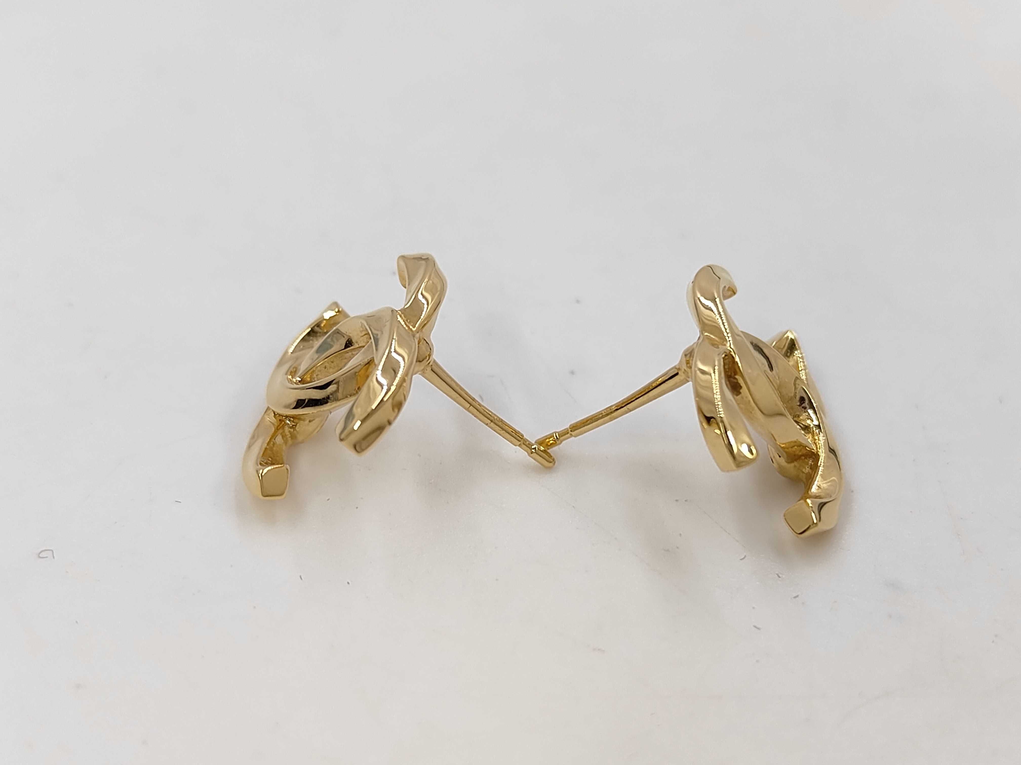 Coco Mark Twist Earrings (I25K) - Includes: Box, Invoice, Earrings — view 4