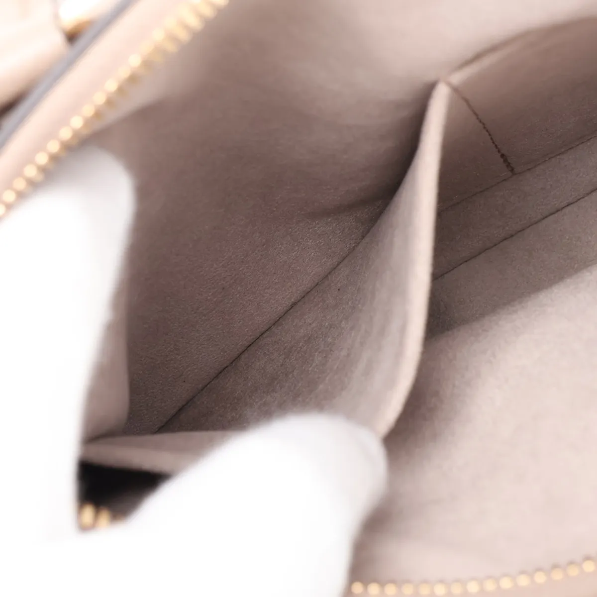 Bicolor Monogram Empreinte Trianon PM M46585 Beige (RFID detected) — view 12