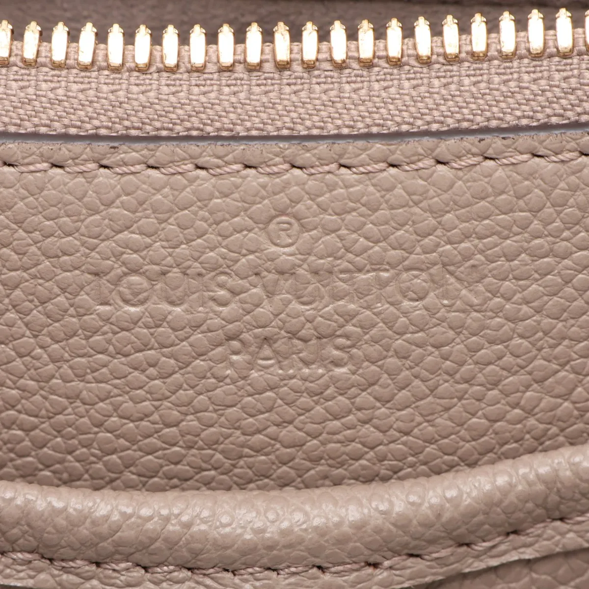 Bicolor Monogram Empreinte Trianon PM M46585 Beige (RFID detected) — view 13