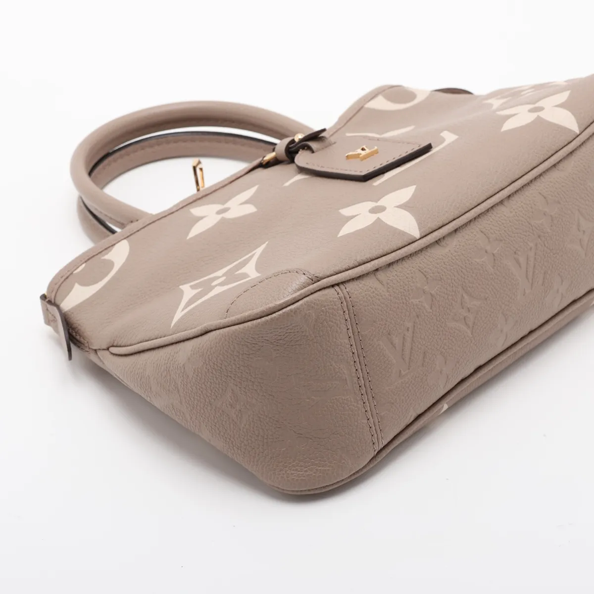 Bicolor Monogram Empreinte Trianon PM M46585 Beige (RFID detected) — view 4