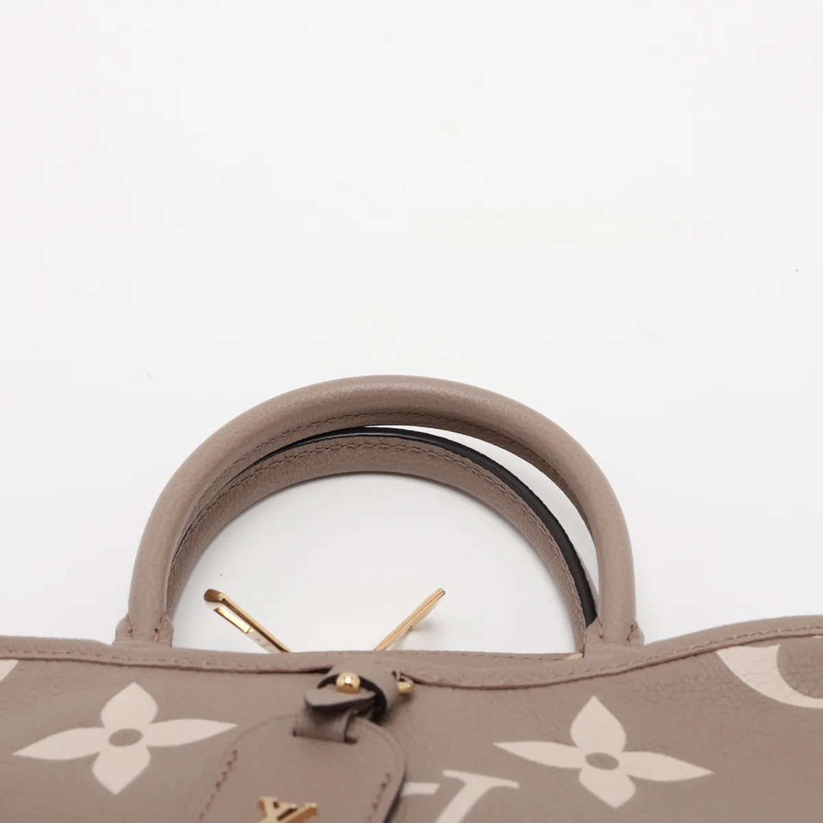 Bicolor Monogram Empreinte Trianon PM M46585 Beige (RFID detected) — view 6