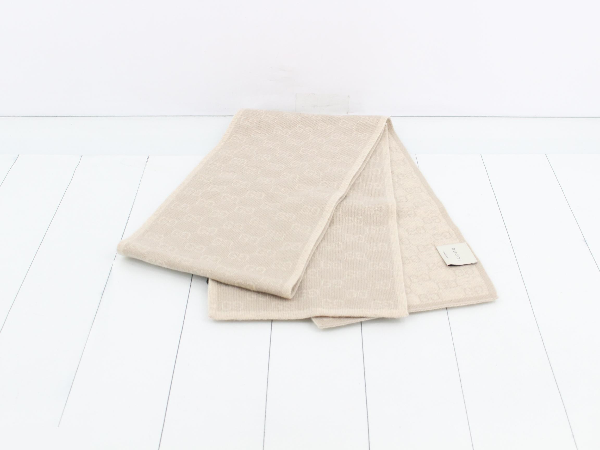 GG Canvas (Accessories) / Scarf — view 3