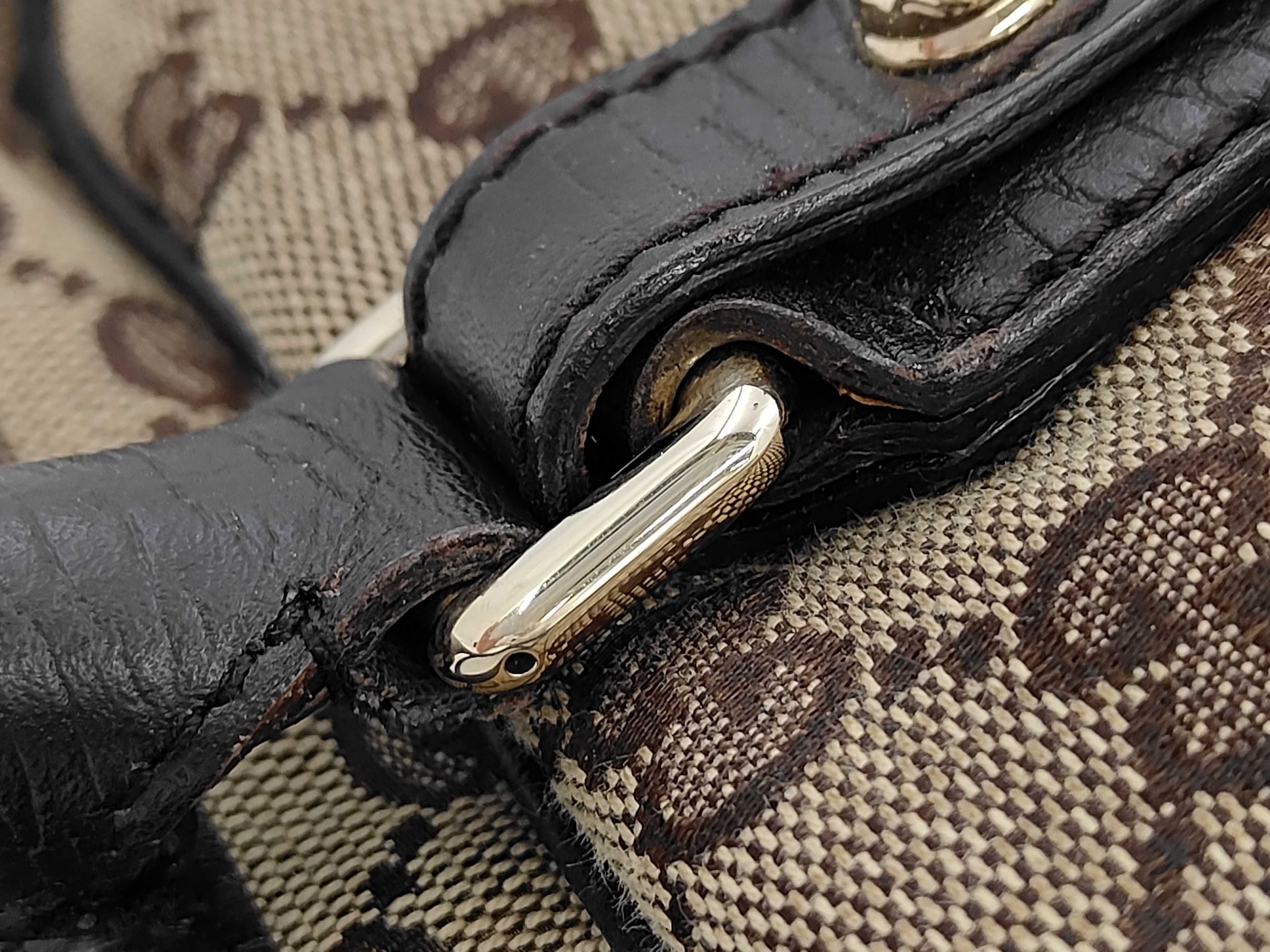 GG Canvas Handbag — view 6