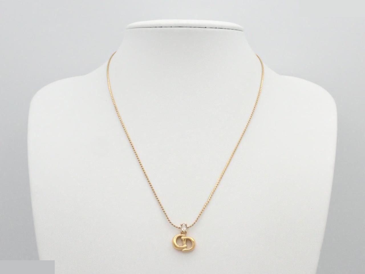 CD logo necklace, gold, chain approximately 42cm — view 3