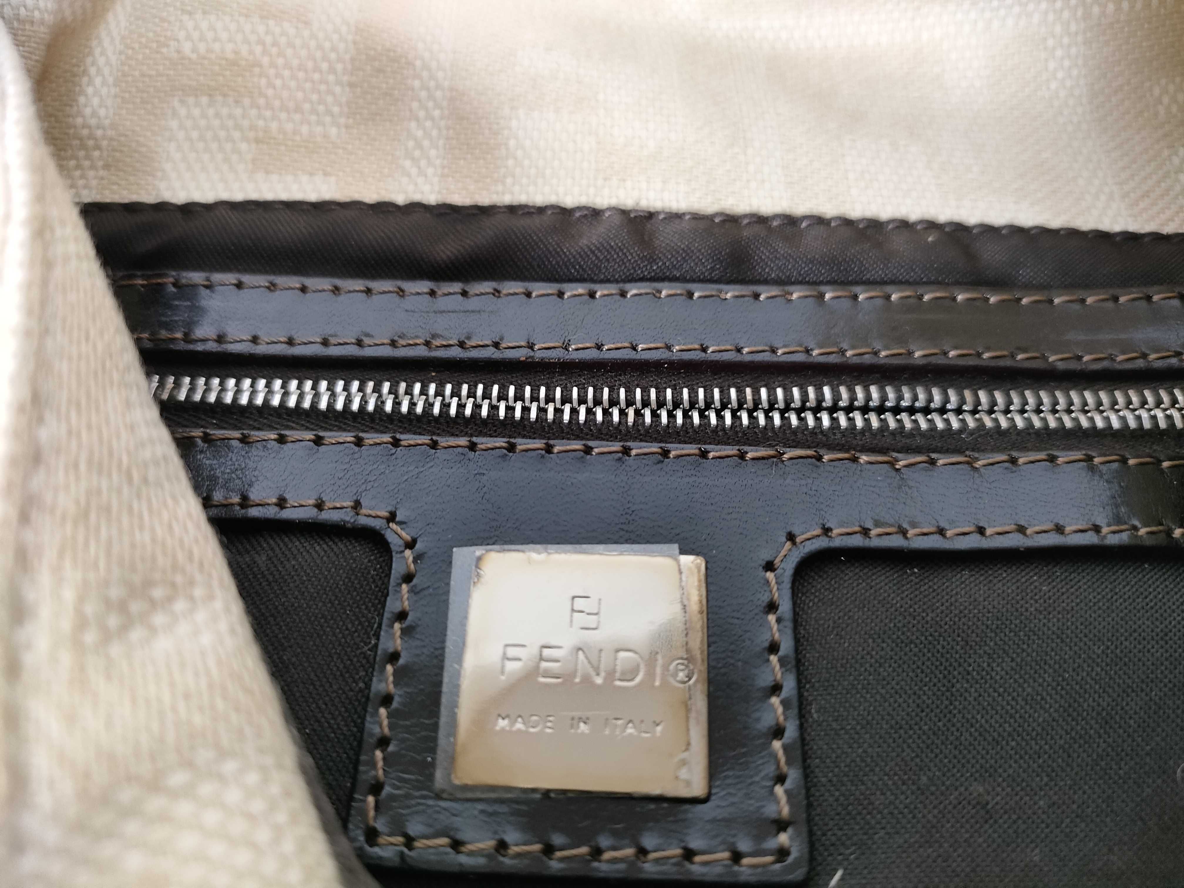 Mamma Fendi Mamma Bucket Shoulder Bag — view 13