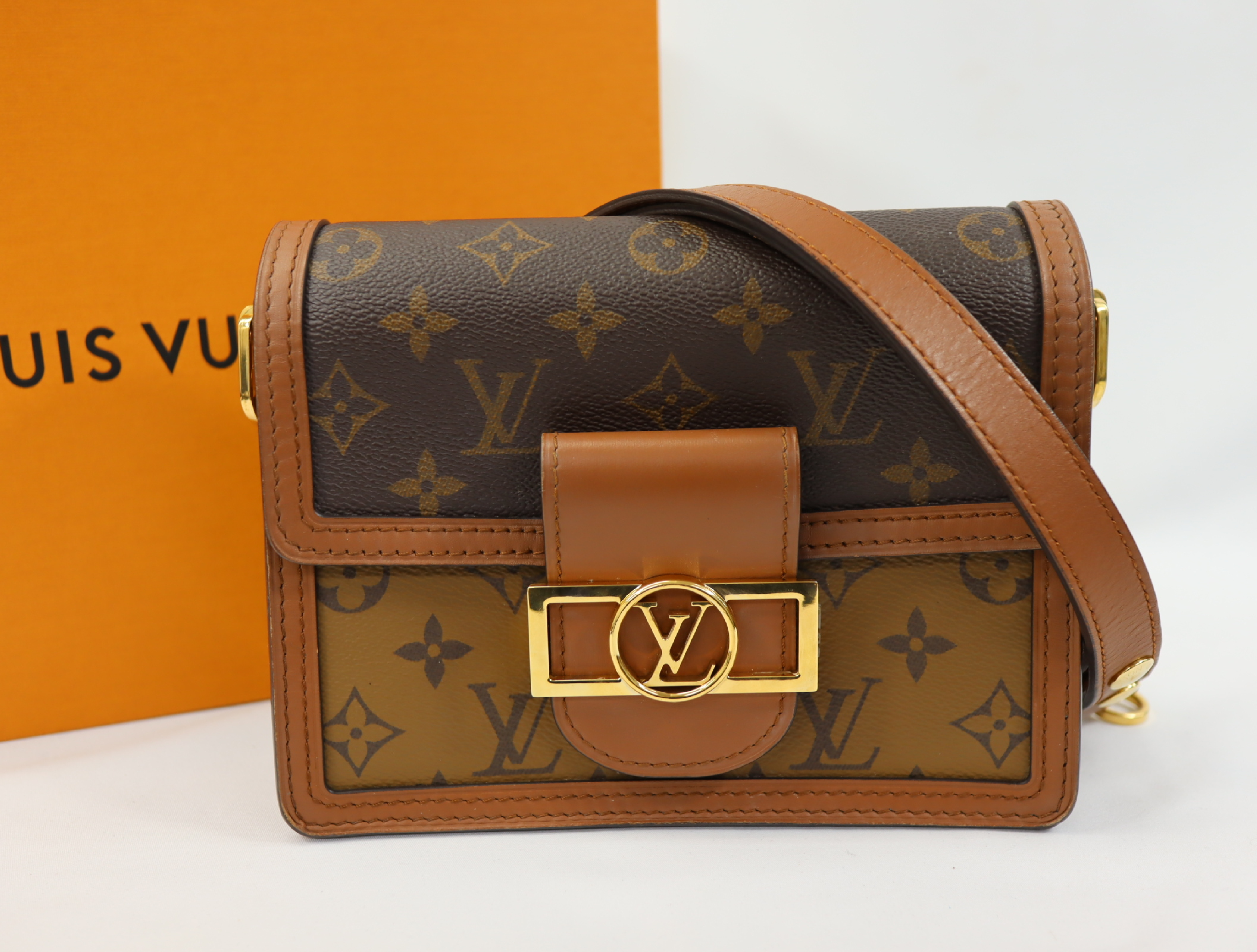 Monogram Dauphine MINI M44580 Shoulder Bag (RFID detected)