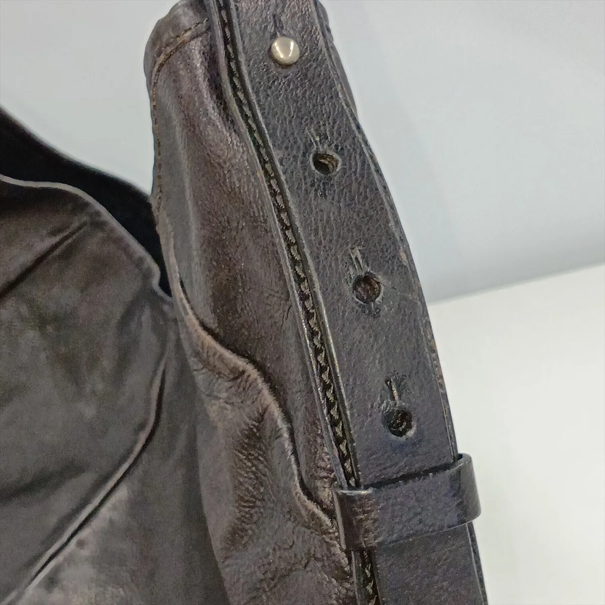 Mombasa Leather Shoulder Bag, Black — view 14