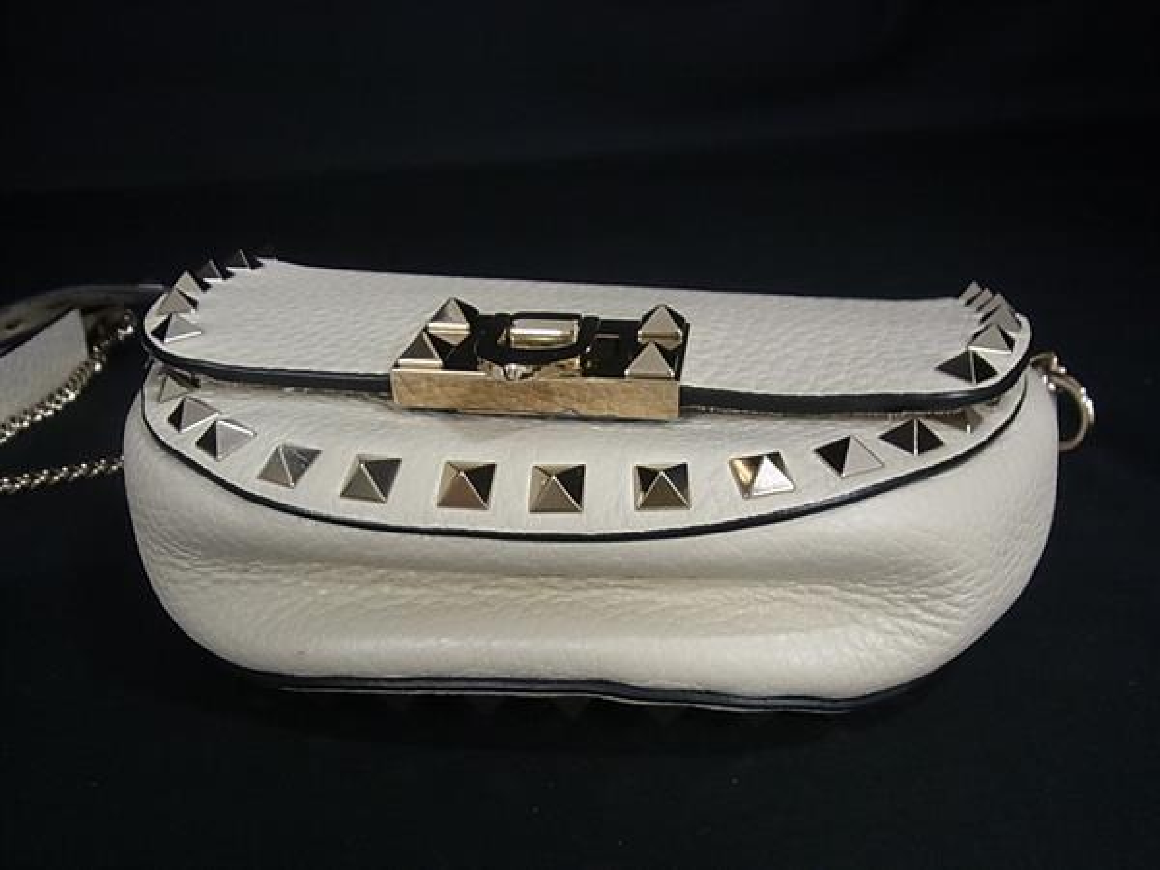 Rockstud Leather Crossbody Shoulder Bag HB4593 — view 4