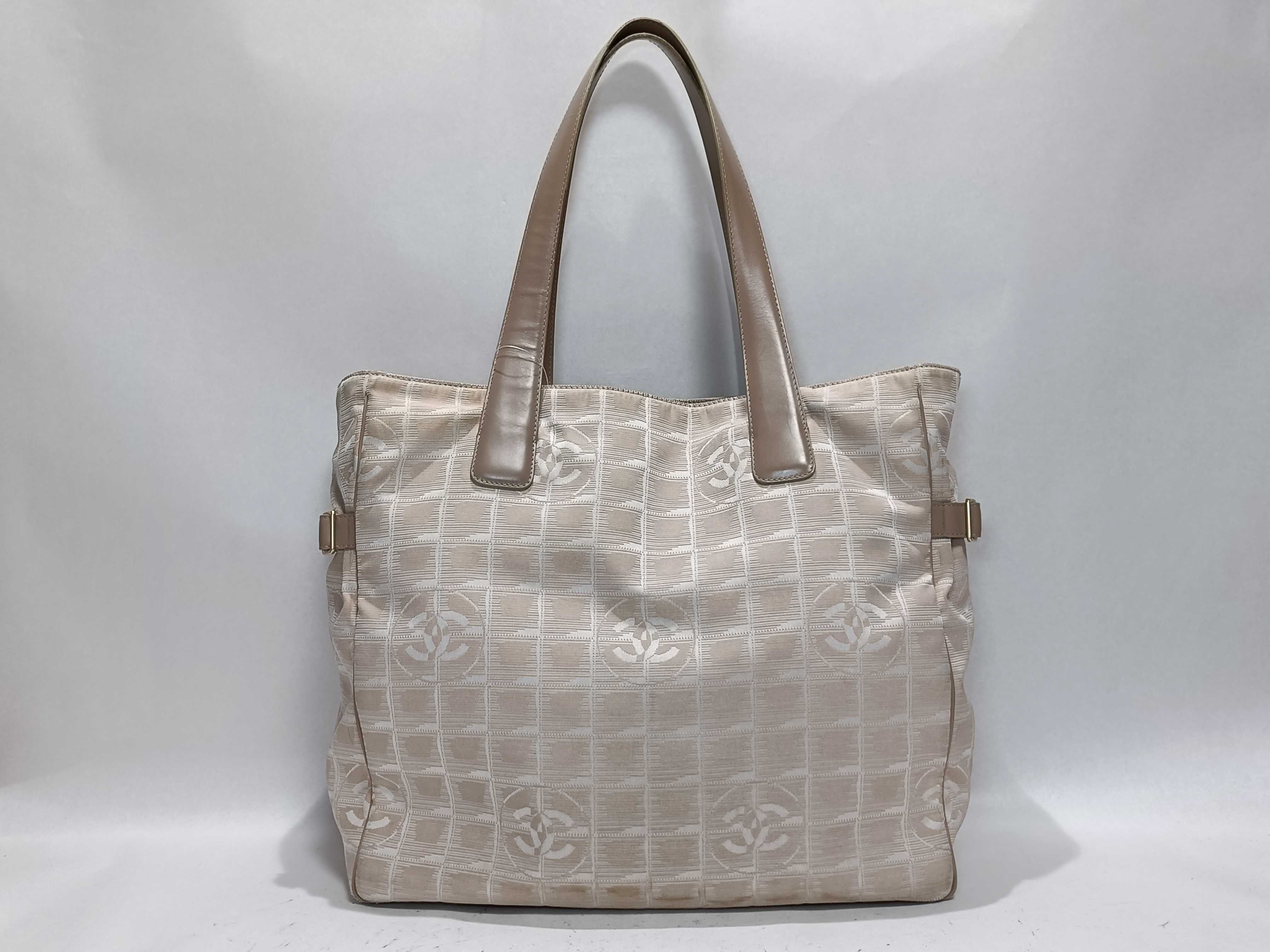 New Travel Line Tote Bag