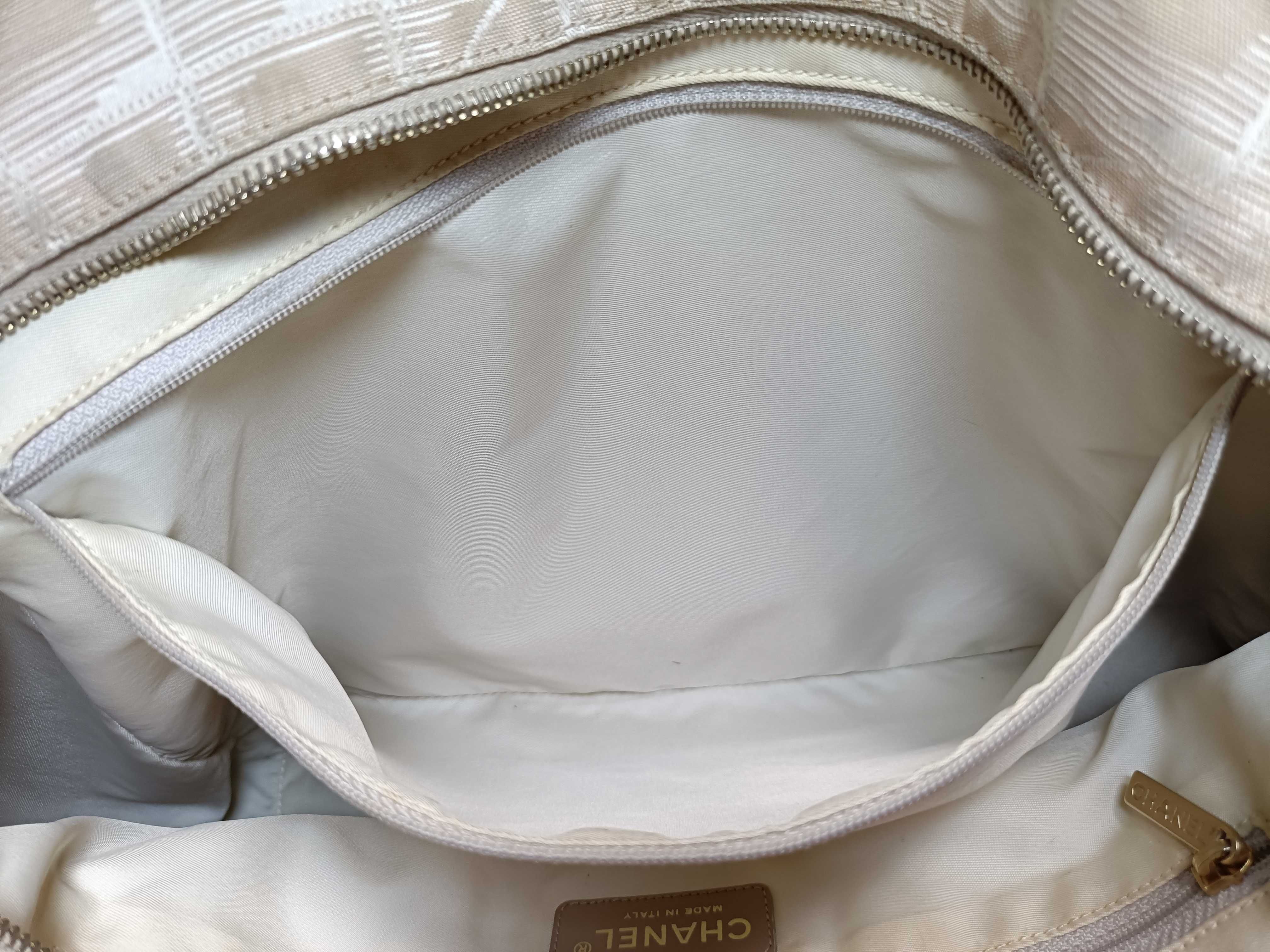 New Travel Line Tote Bag — view 13