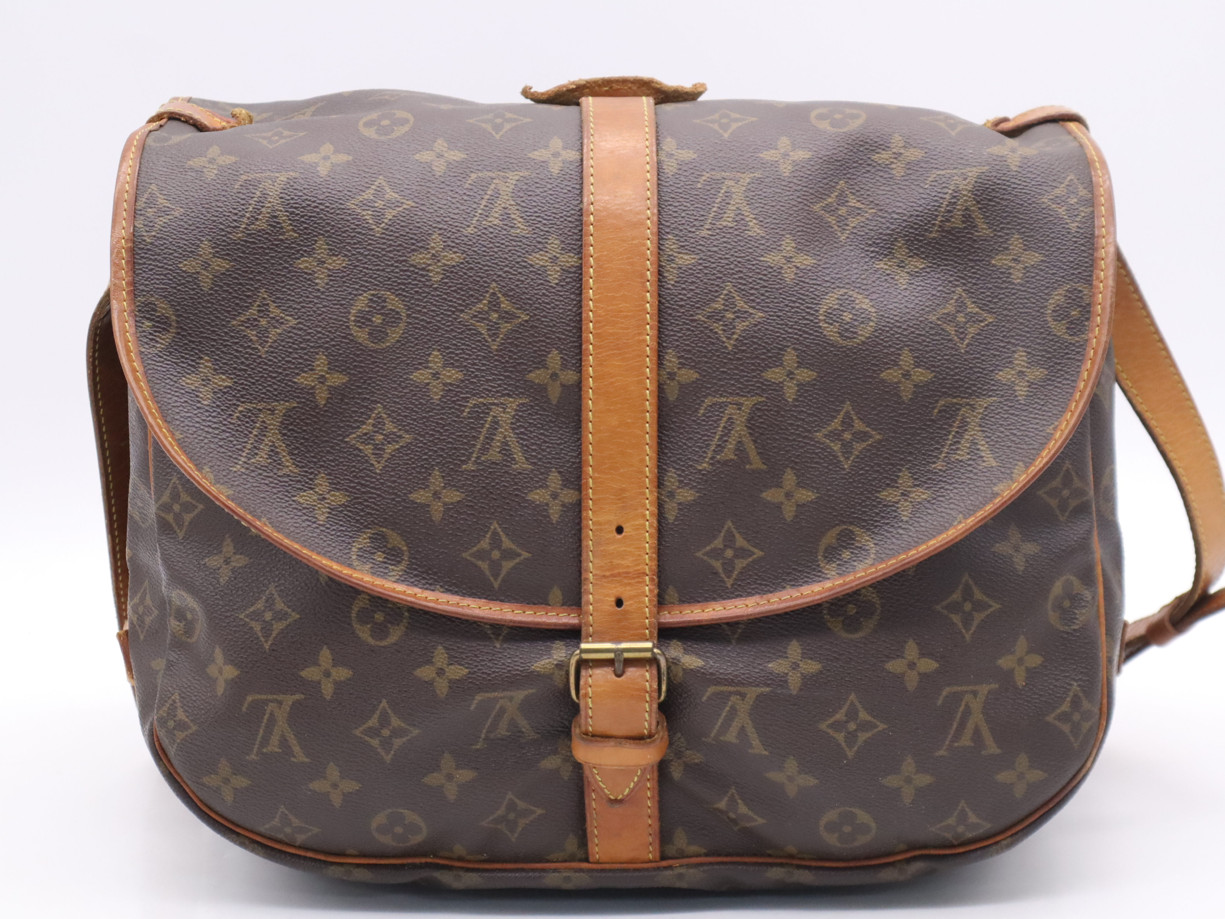 M42254 Monogram Saumur 35 Shoulder Bag — view 2