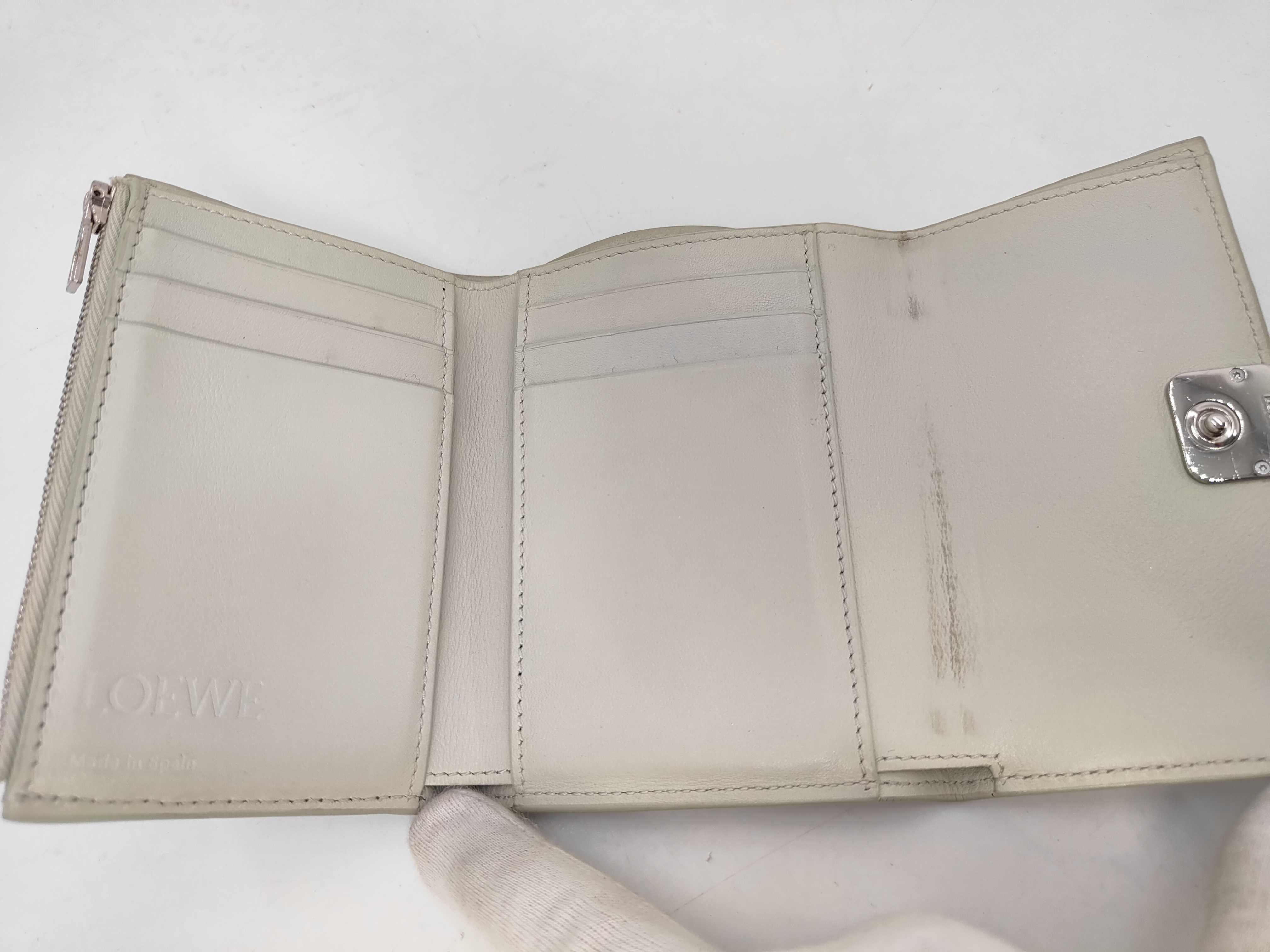 Anagram Trifold Wallet — view 10
