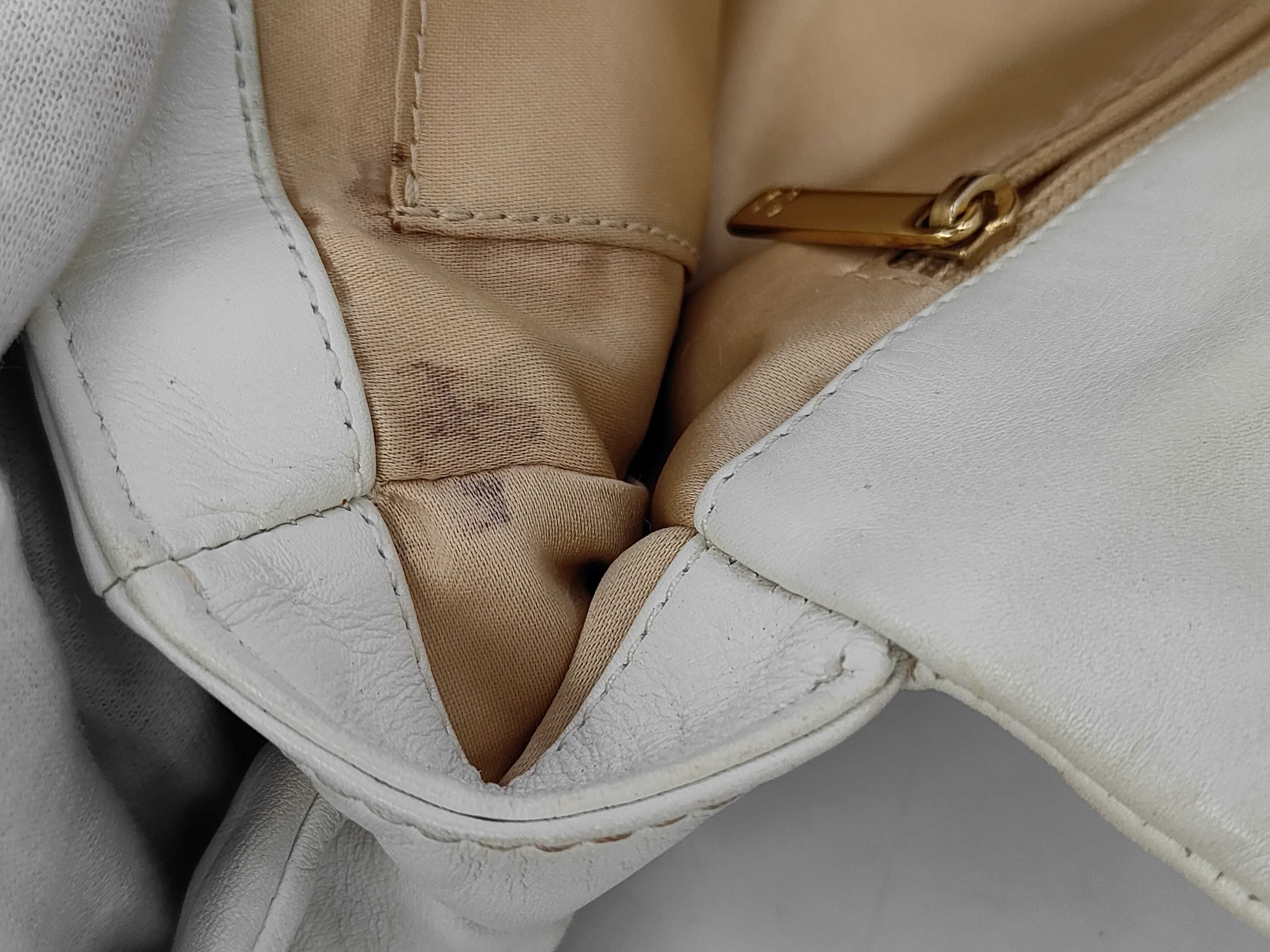 One-Shoulder White Shoulder Bag — view 11