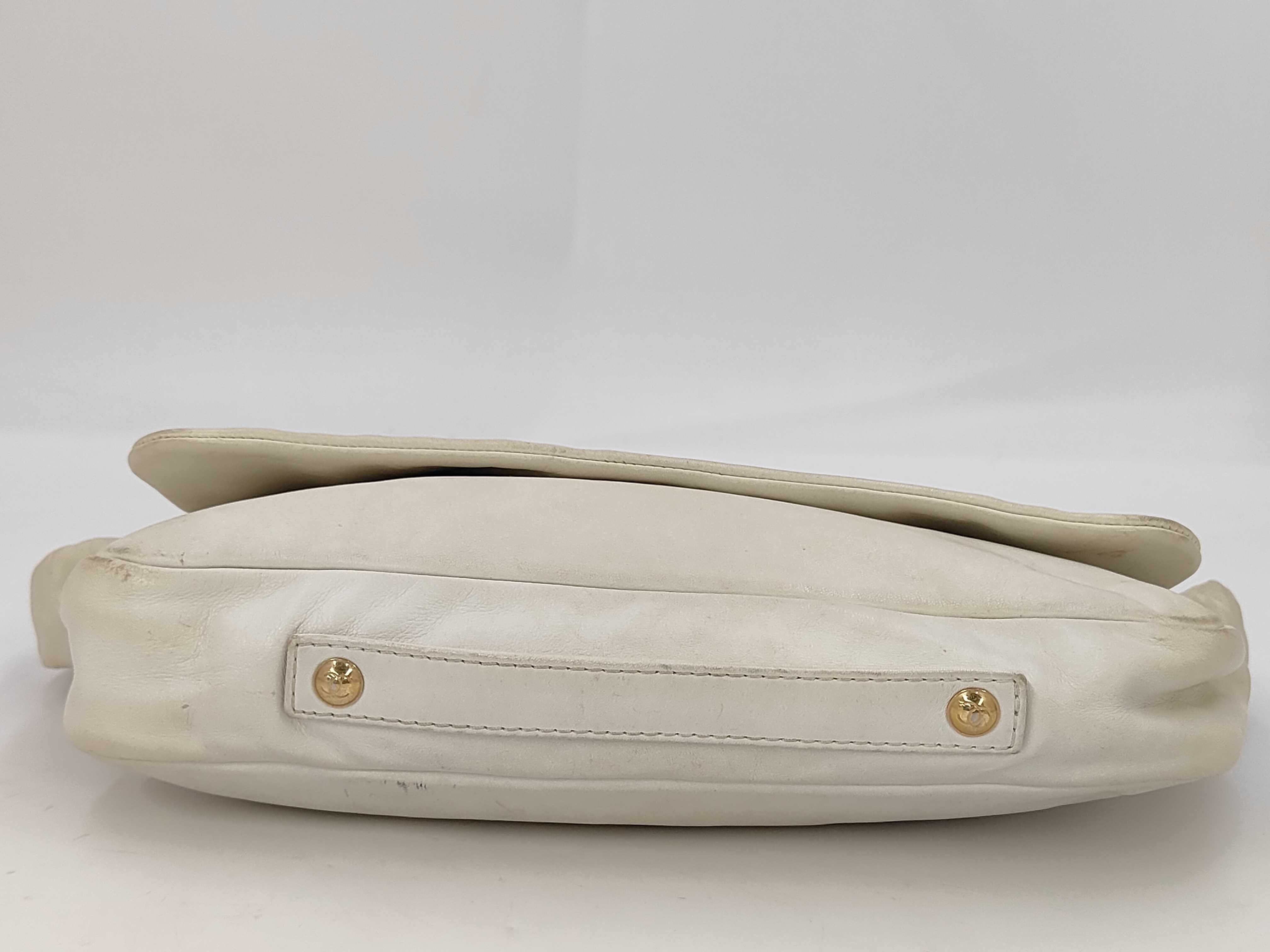 One-Shoulder White Shoulder Bag — view 4