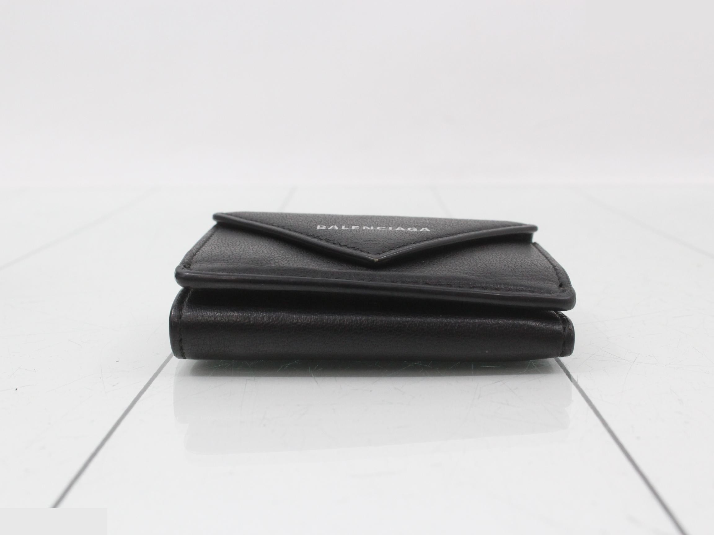 Paper Leather Tri-fold Wallet, Black — view 3
