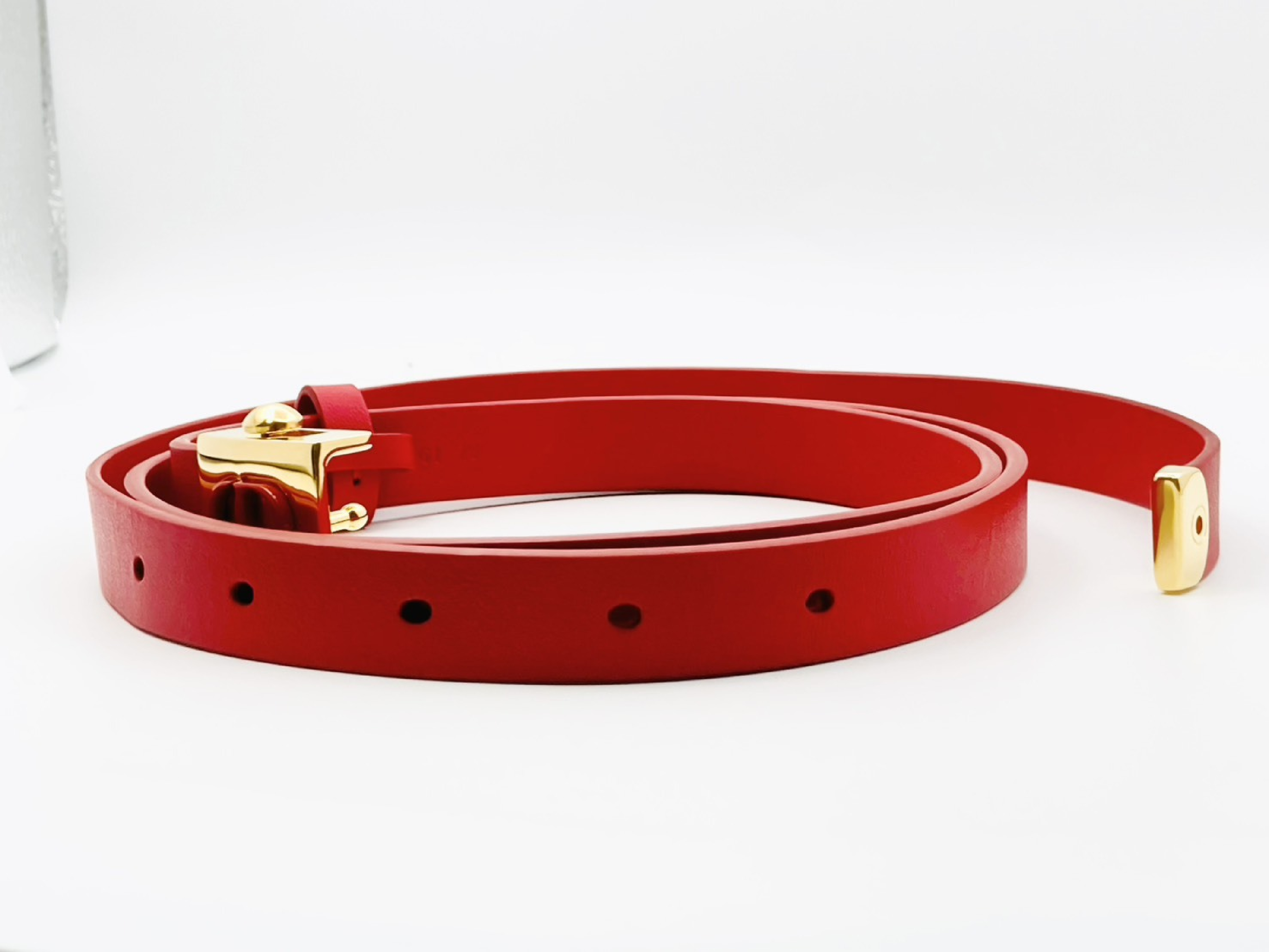 30 MONTAIGNE CD Logo Leather Belt 75 Red x Gold Belt — view 3