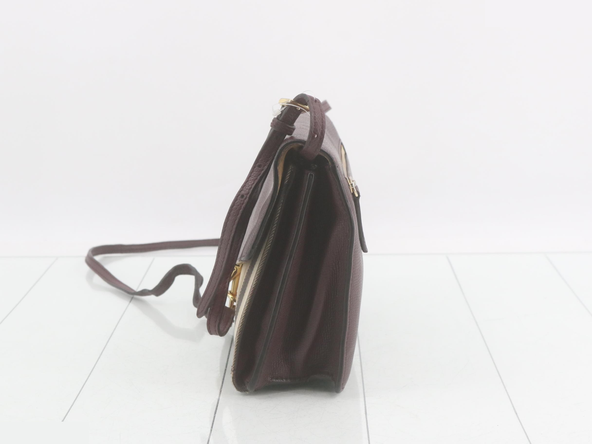 Checkered pattern shoulder bag with logo hardware — view 3