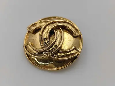 Brooch (with box) - Round, 3cm
