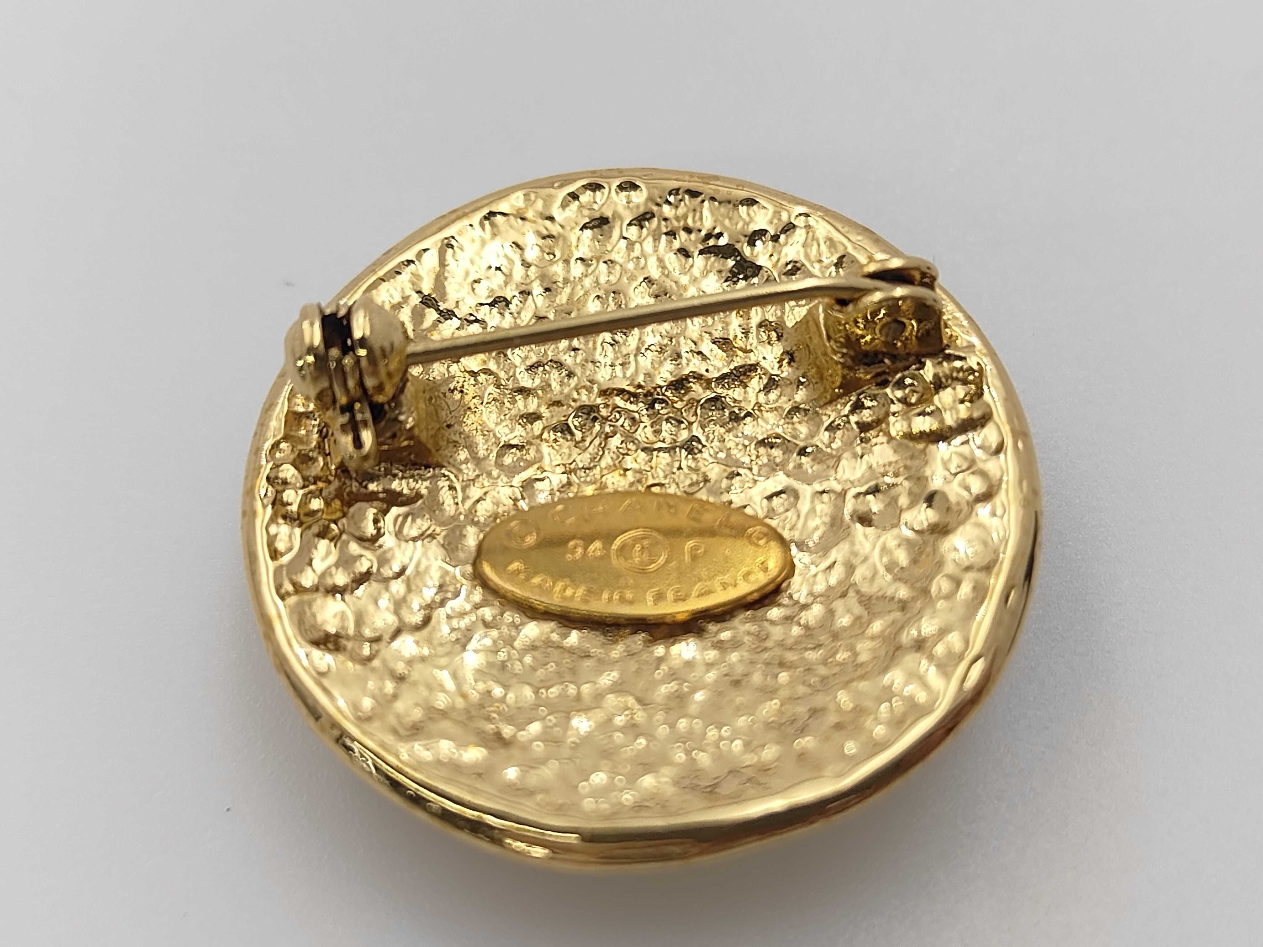 Brooch (with box) - Round, 3cm — view 2