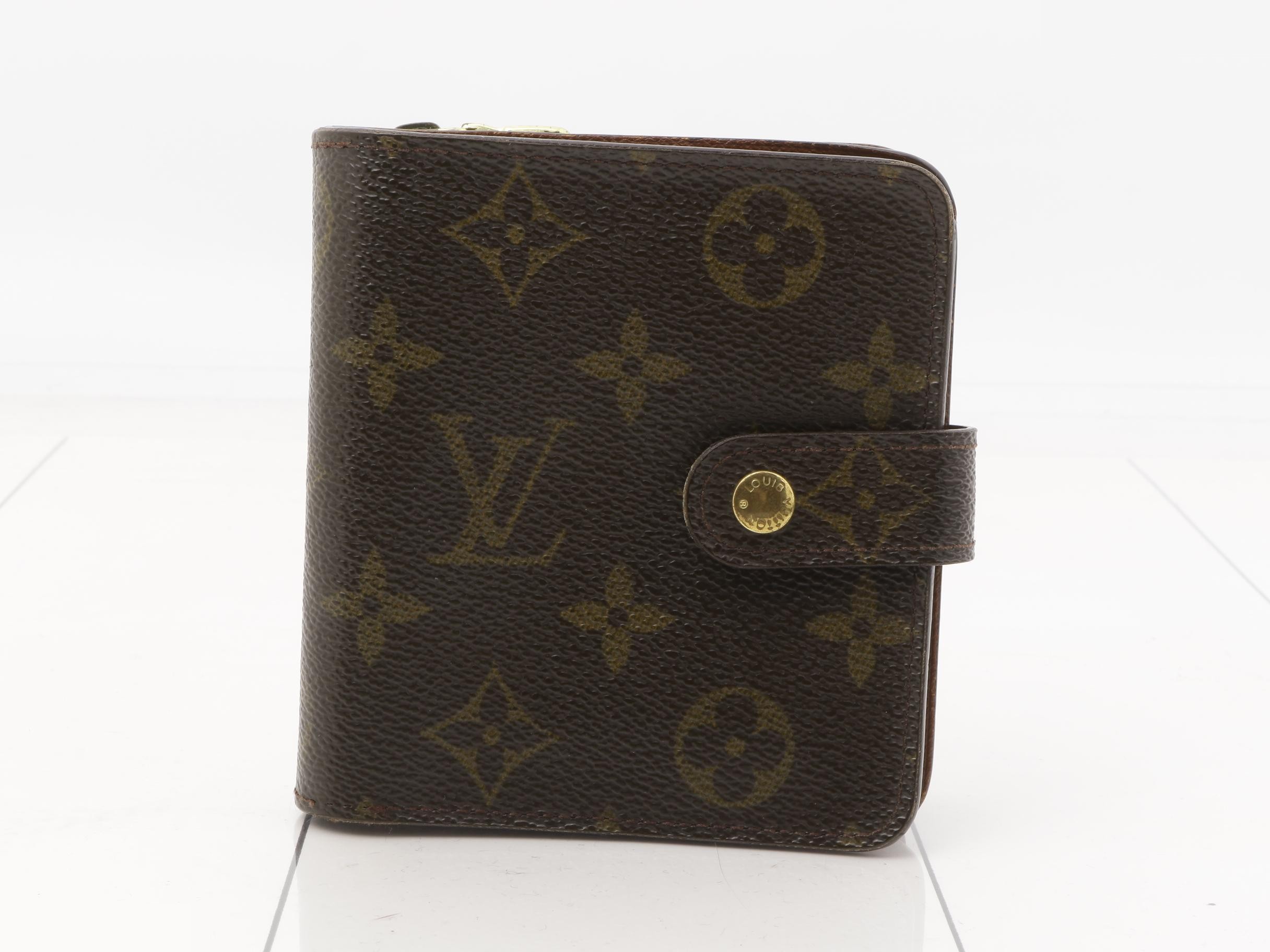 folding wallet