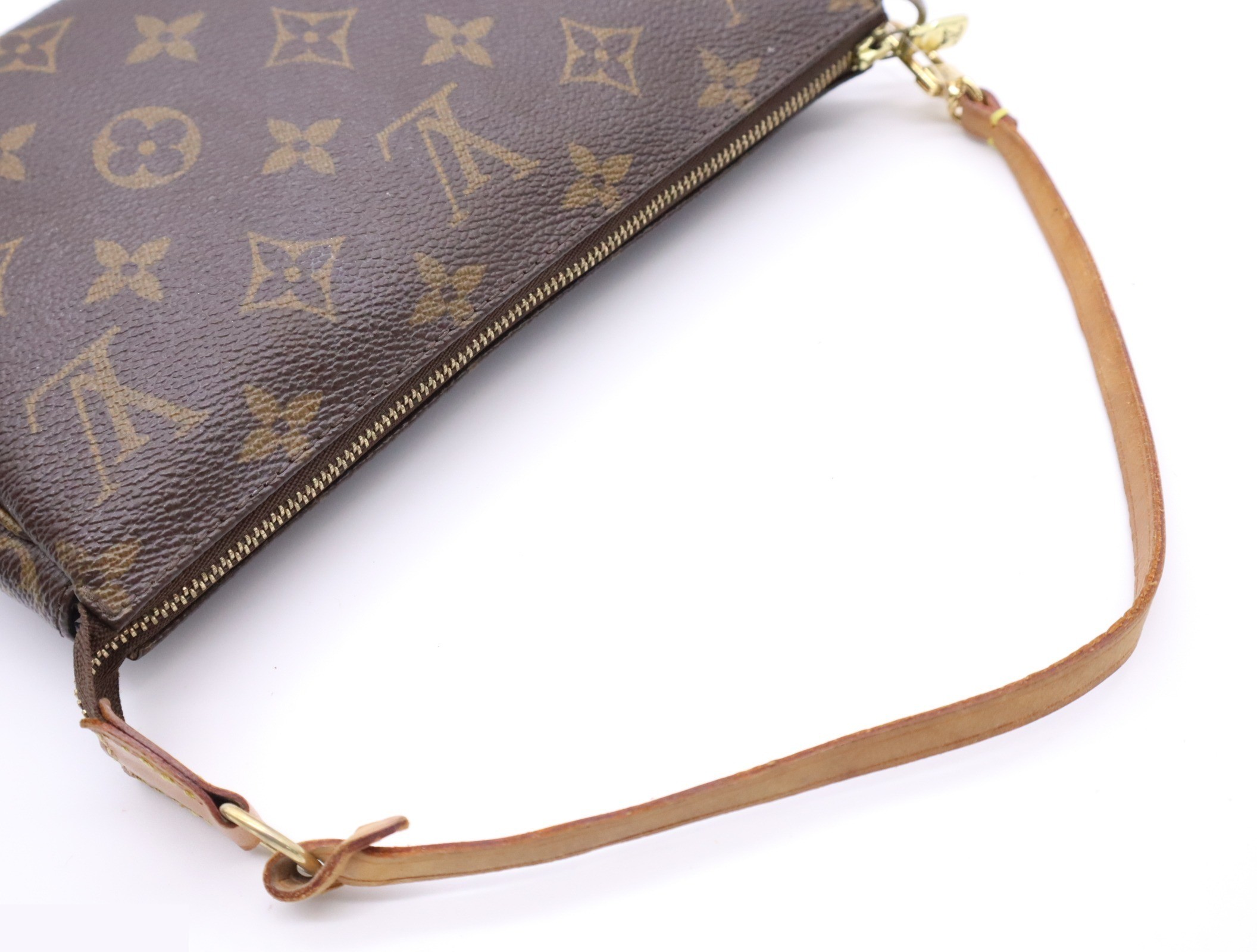 Pochette Accessoires (old model) with shoulder strap — view 6