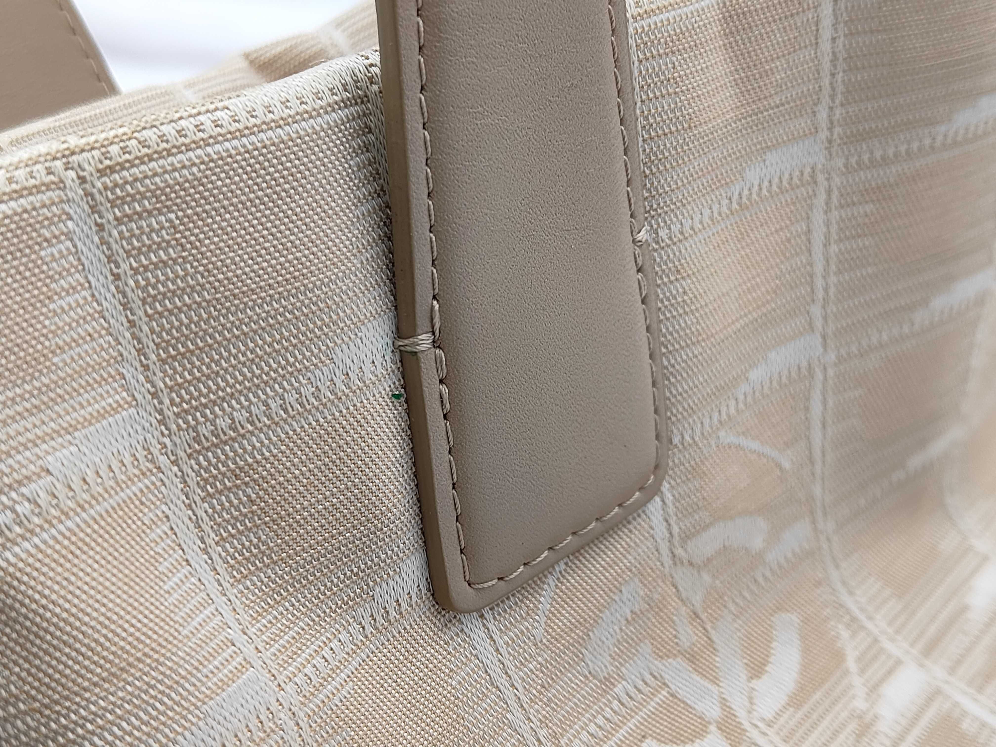 beige tote bag — view 11