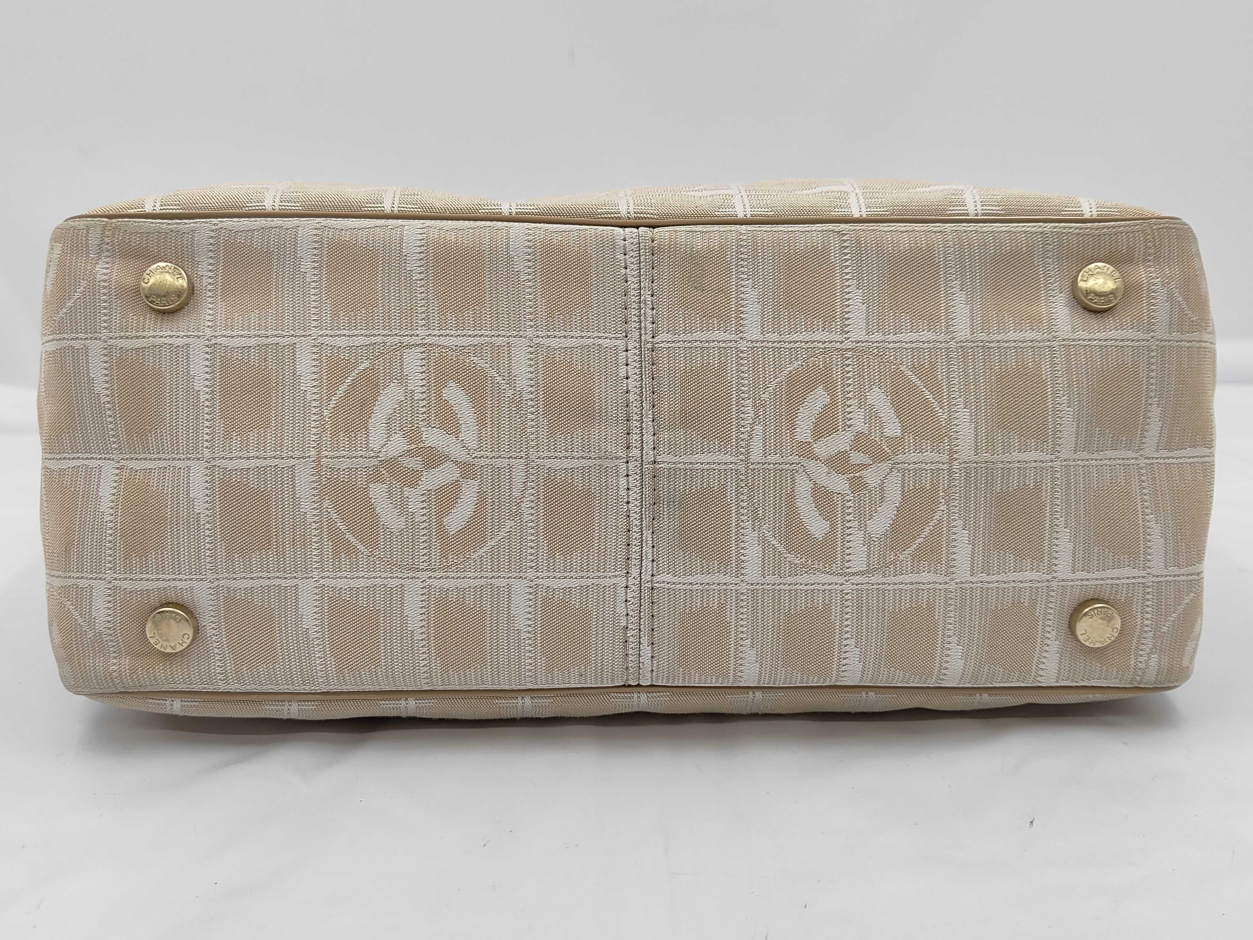 beige tote bag — view 6