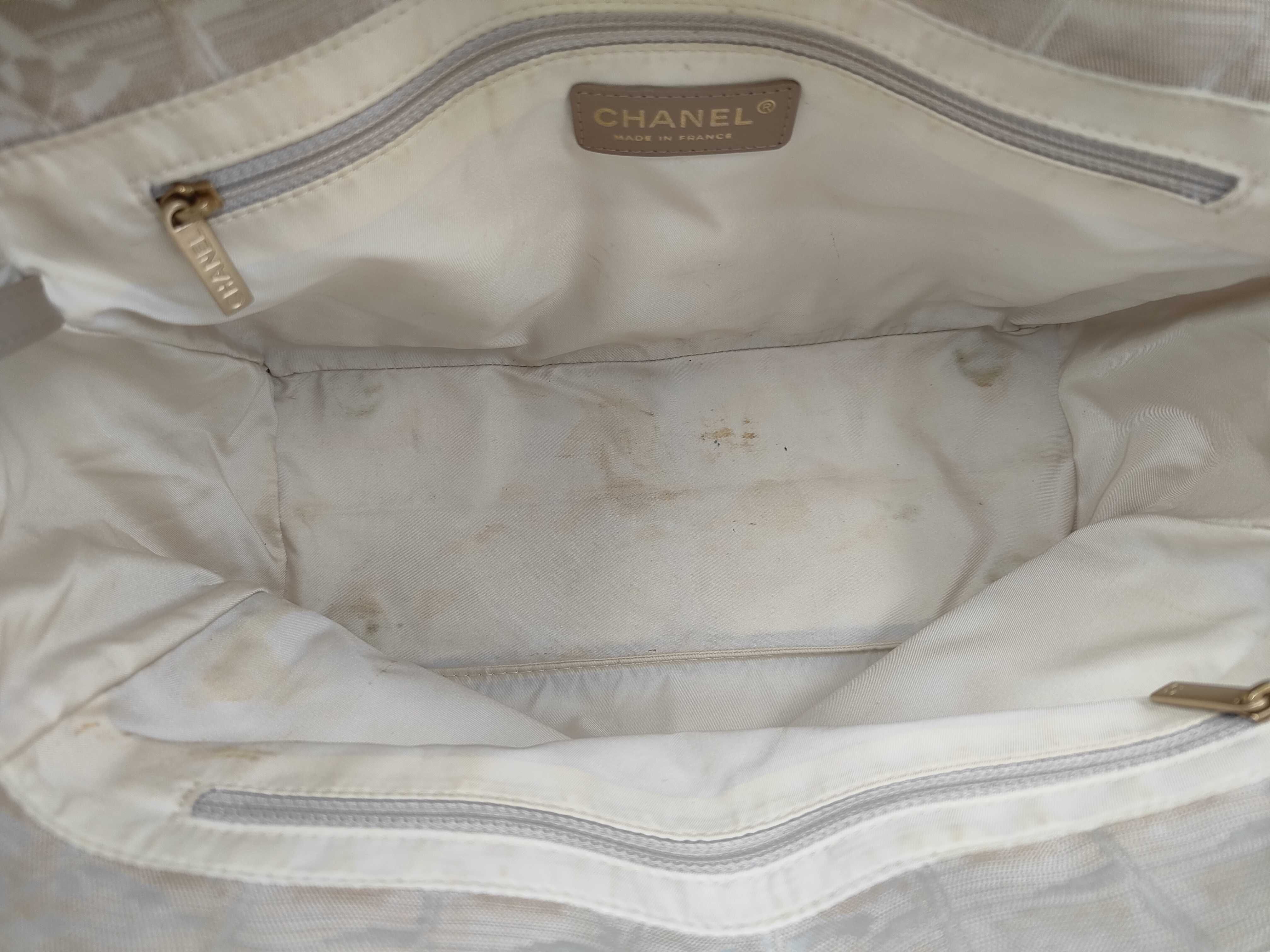 beige tote bag — view 8