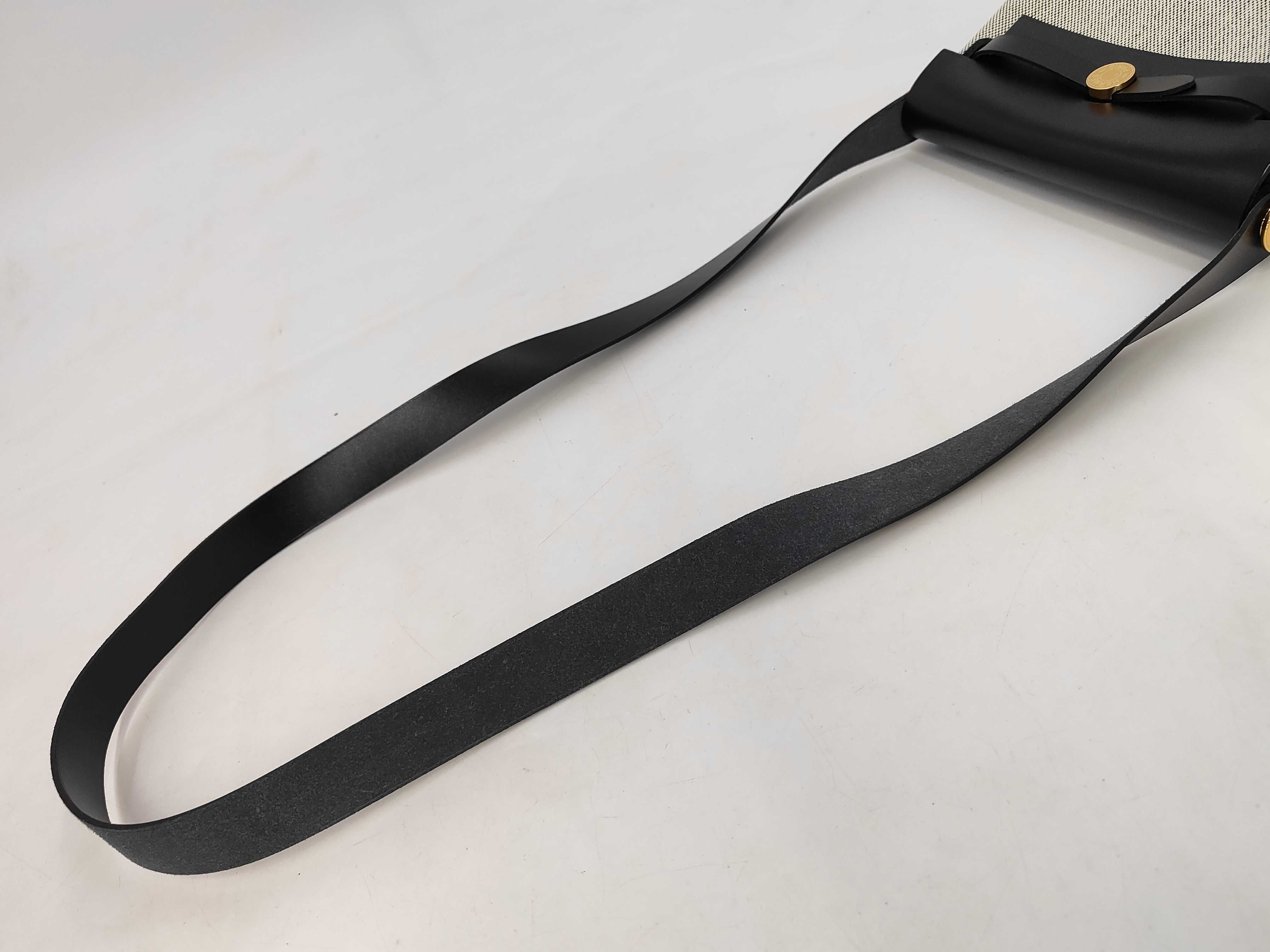 Herbag Zip 20 Ecru x Noir Ash Viking x Hunter Gold Hardware [Stamped] G Shoulder Bag — view 3