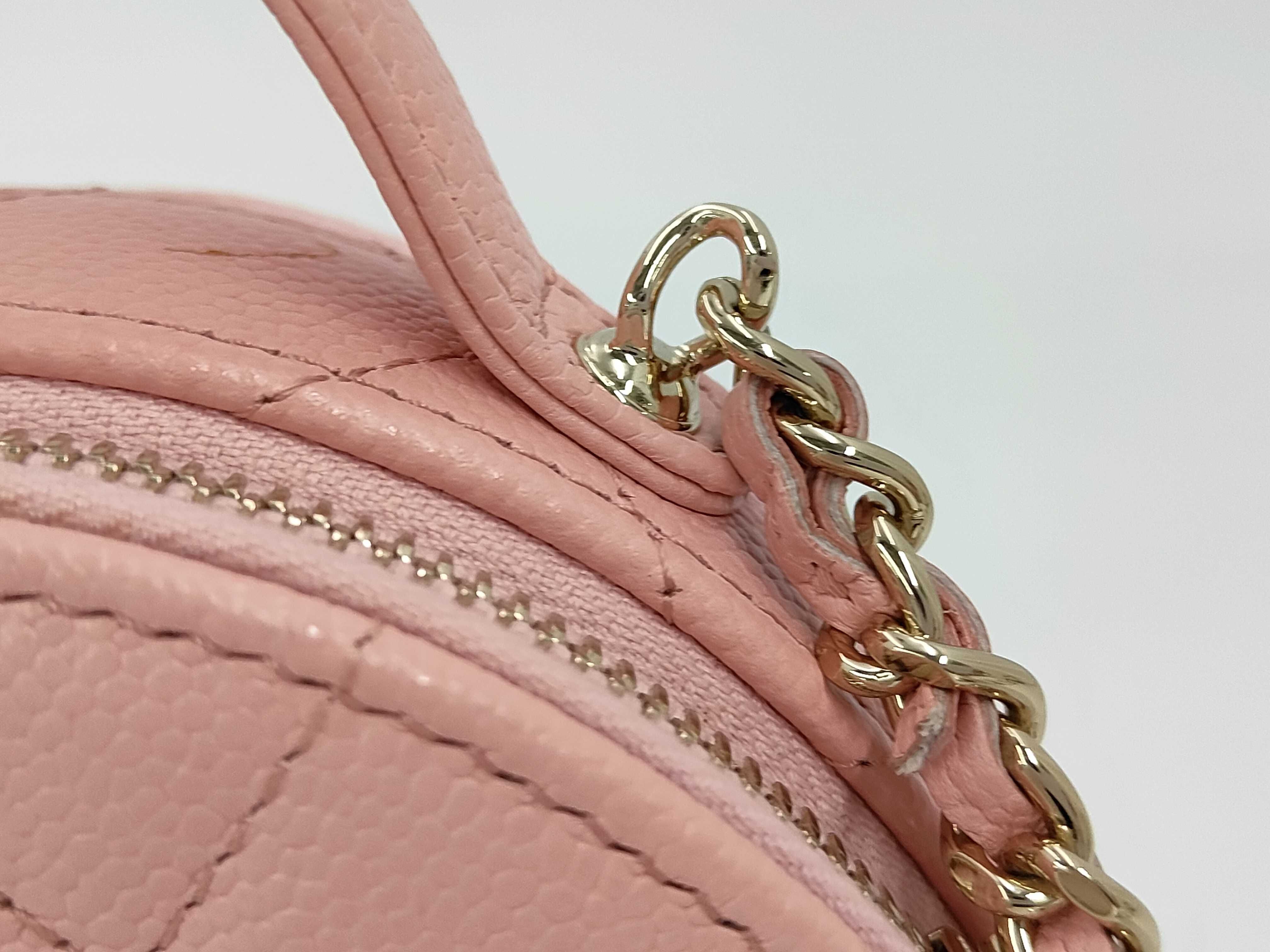 Matelassé Caviar Skin 2-Way Shoulder Bag — view 3